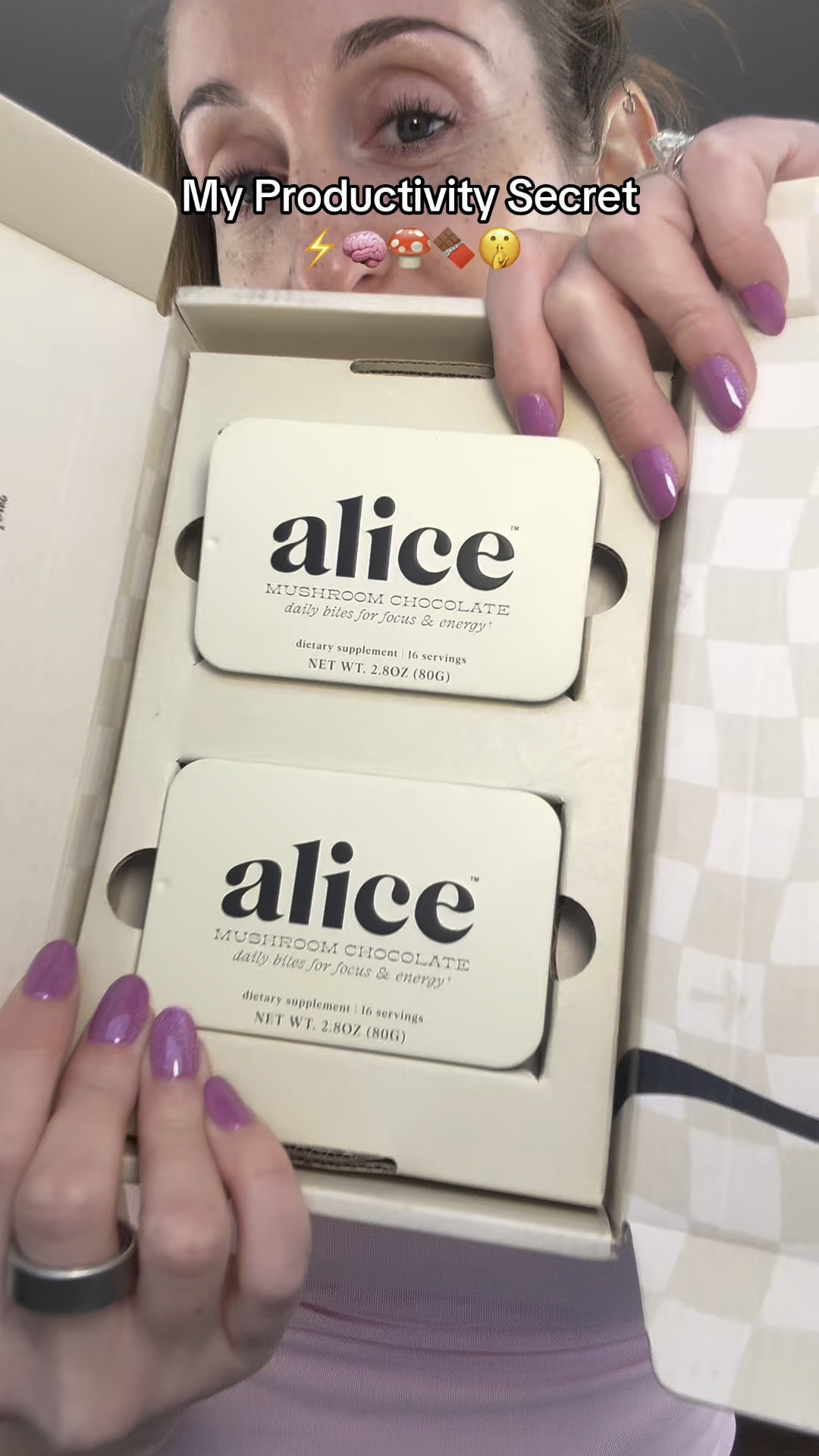 🍫⚡️ The brain boost I actually look forward to eating.
This Alice Brainstorm chocolate tastes like a treat but hits like a focus vitamin — perfect for days when I need clarity, creativity, and zero jitters.
If you’ve been wanting something clean, delicious, and actually effective… this is the one the girlies are gatekeeping. 👀
Try it once and you’ll understand the hype. 

 

#LTKGiftGuide #LTKHoliday #LTKselfcare