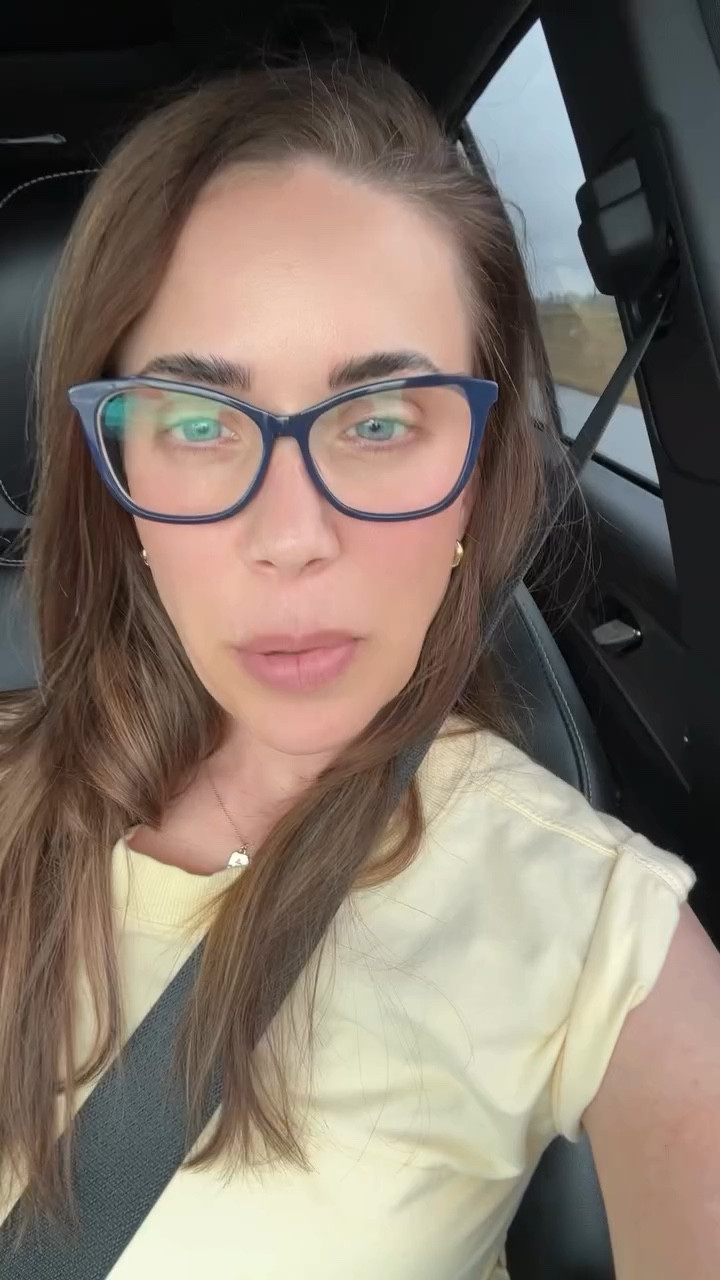 Before you check out on Amazon today… check these first 👀✨

I rounded up hidden promo codes + deals for April 1 so you don’t pay full price 👏
(No jokes… these deals are REAL 😉)

I’ll send you all the links + codes directly 🤍
👉 Comment “DEALS” and I’ll message you everything!

#amazondeals #dailydeals #couponcodes #savemoneytips #thedailydeal

#LTKmomlife #LTKHome #LTKootd