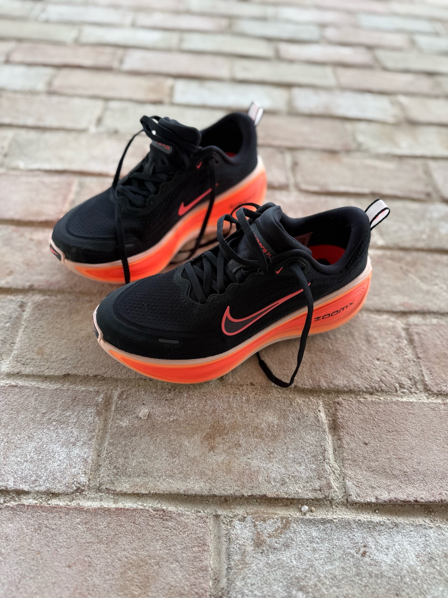 You know a pair of sneakers is good when you find yourself reaching for them every single day. 👟✨

These Nike Vomero Plus shoes are hands down some of the most comfortable sneakers I’ve worn. The cushioning feels like walking on clouds, and they give me the support I need whether I’m working out, chasing kids around, or running errands. Safe to say I’m obsessed! @nike
#teamnike 
#ad

 @shop.ltk #liketkit