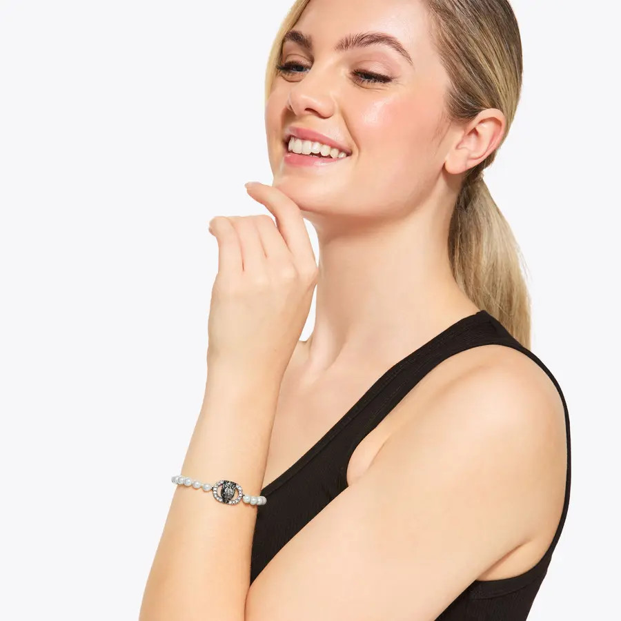 chelsea pearl bracelet | Kurt Geiger US