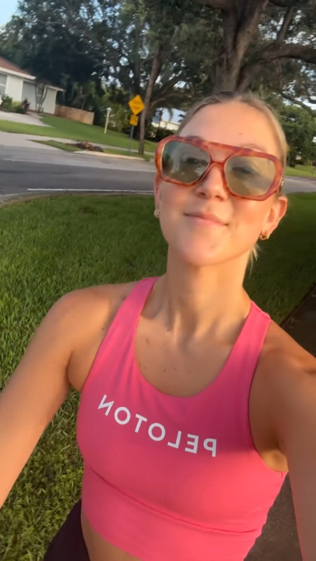 Morning walk ootd 

#LTKFitness #LTKFindsUnder100