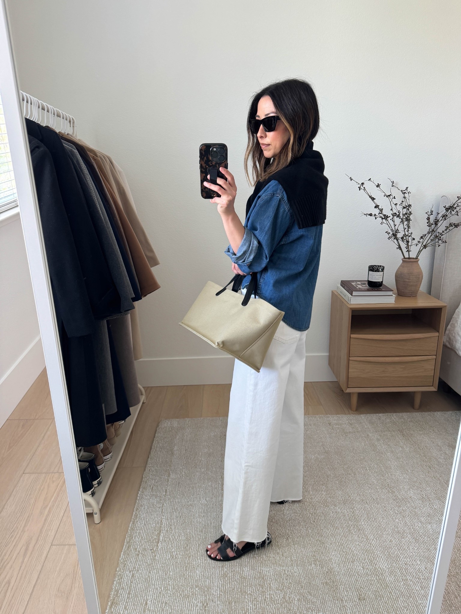 How to style wide legged full length jeans on petites. Petite jeans

J.Crew Shirt xs
Everlane jeans 25. Cut hems. Sized up
Hermes Oran Sandals 35
Amazon tote
YSL Sunglasses
Everlane sweater xs

#LTKPetite #LTKShoeCrush #LTKItBag