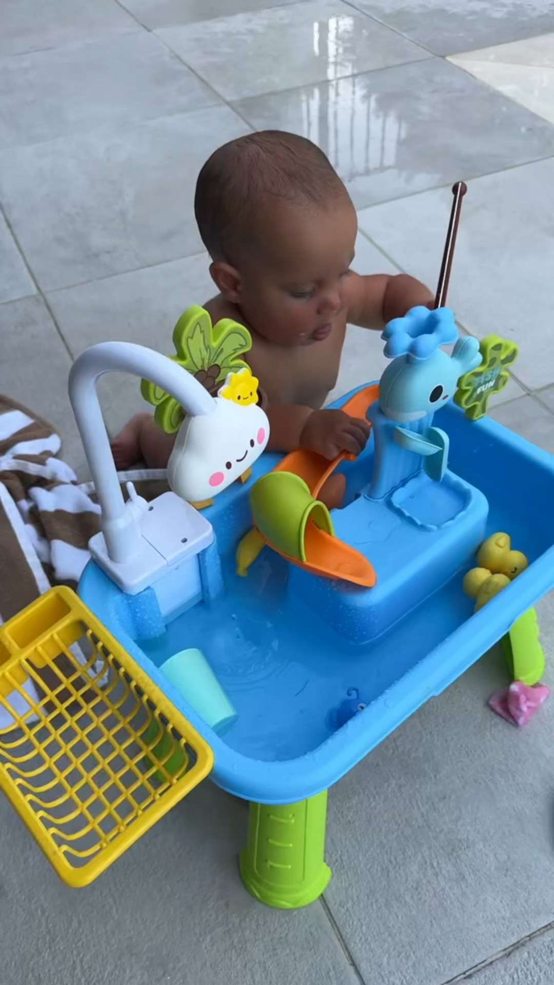 The best water table if you have little ones!

#watertable #kids #toys #grandkids

#LTKFindsUnder50 #LTKKids #LTKBaby