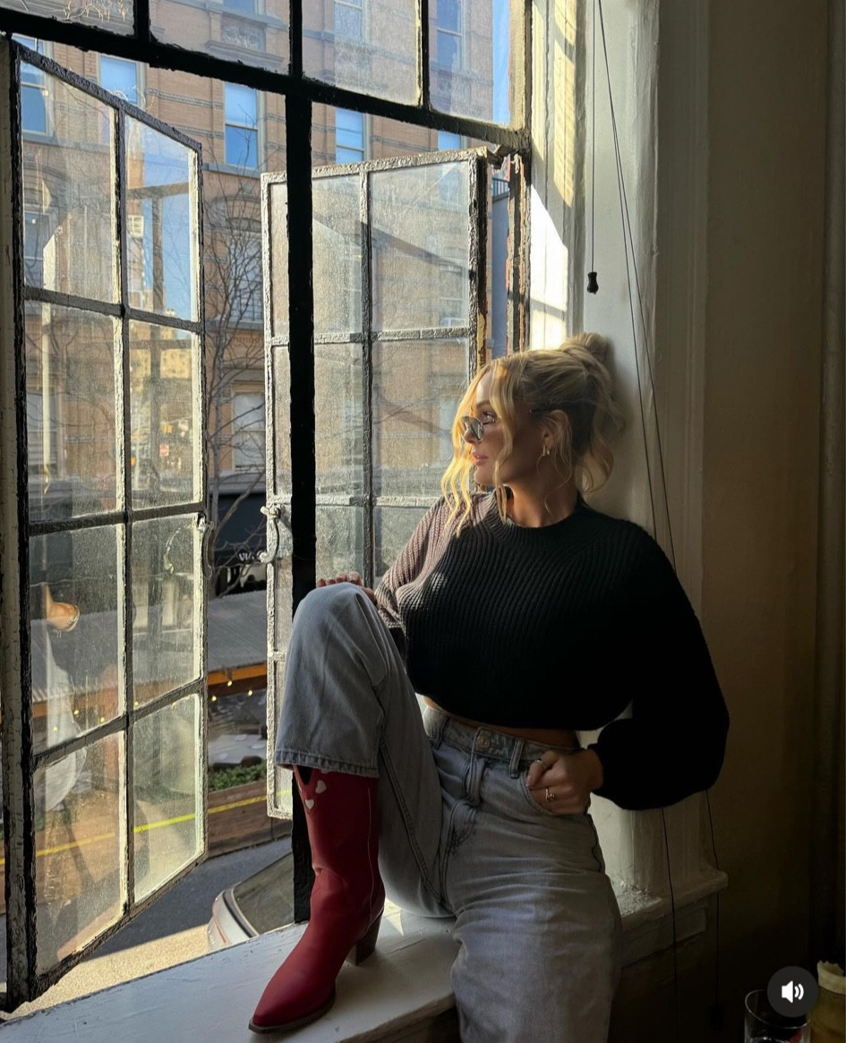 cozy city girl fashion 





#LTKfindsunder100 #LTKshoecrush #LTKstyletip
