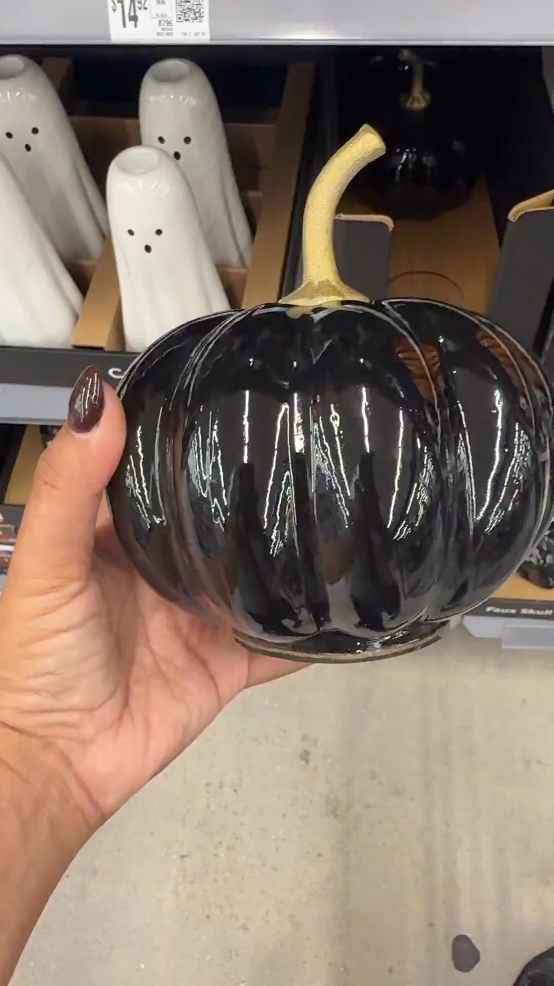 Think Anthro Halloween decor — but make it Walmart prices 🙌

This year’s indoor Halloween drop is so chic — all the glam + vintage vibes without the high-end price tag!
🖤 Black + gold accents for a luxe feel
🎃 Pumpkin + ghost dupes you’ll want year after year.
✨ Mix of glam, vintage, and fun for every style. Affordable, on-trend, and spooky-chic.

Linked my favorite Walmart dupes on LTK — snag them before they sell out! 🛍️ 

 #HalloweenIndoorDecor #GlamHalloween #AnthroDupe #HalloweenLookForLess #WalmartFinds #SpookySeason2025 #BlackAndGoldDecor #VintageHalloweenVibes #BudgetHalloween #LTKHalloween #WalmartDupes #WalmartHomeDecor   

#LTKHome #LTKSeasonal #LTKSeasonal #LTKHome #LTKFindsUnder50