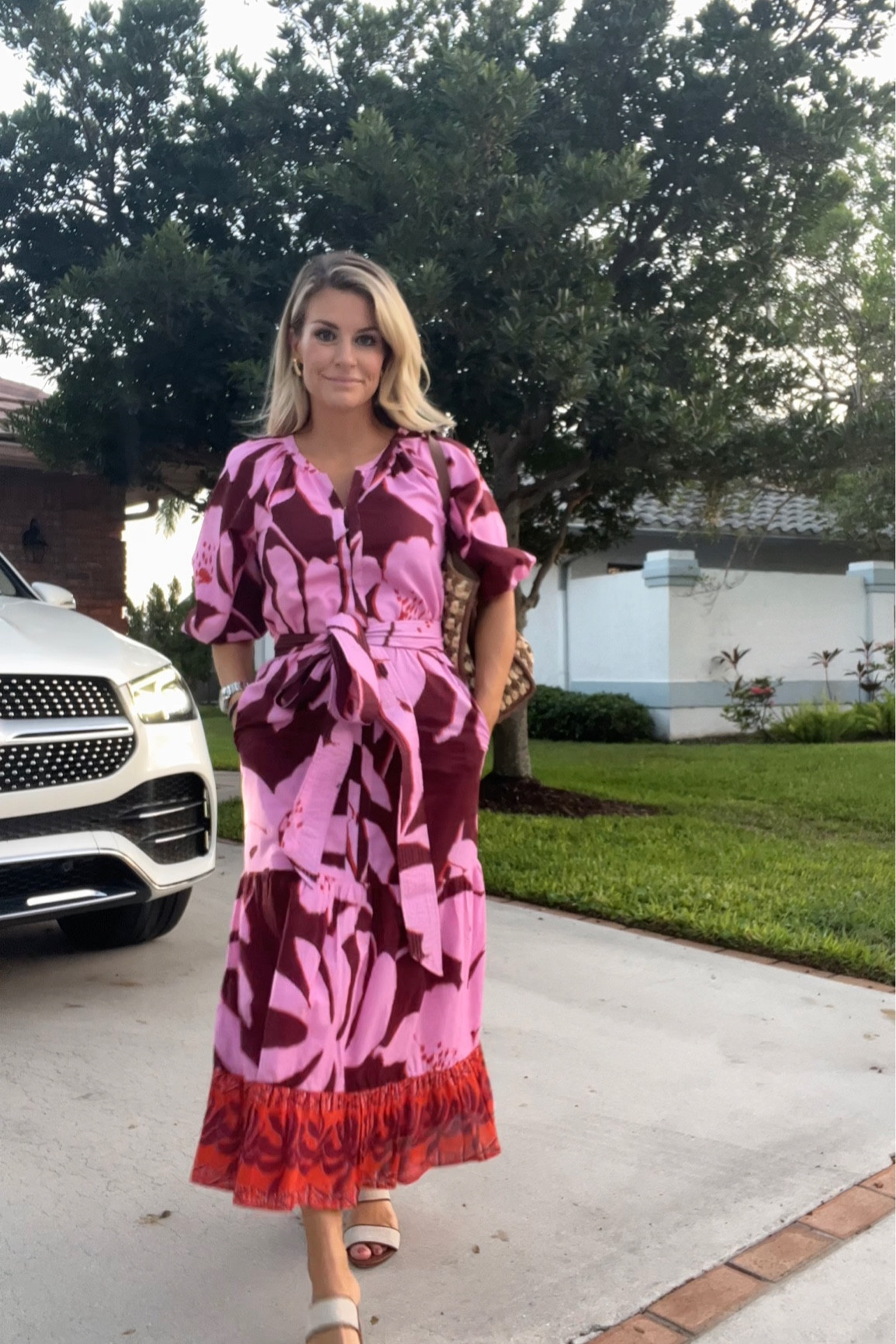 Beautiful modest dress perfect for transitioning from summer to fall 

#LTKFind #LTKSeasonal #LTKparties