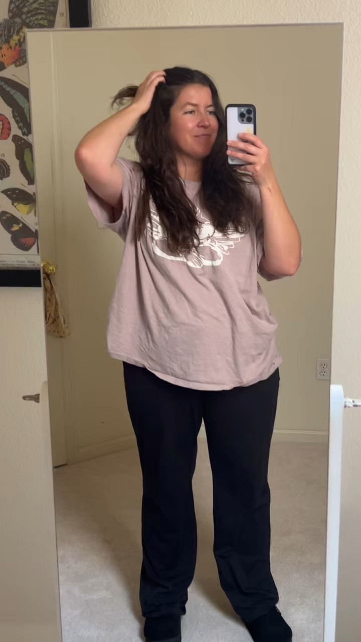 @Vuori US makes the best joggers!!! I wear these at least three times a week and am getting another pair in the LTK spring sale coming up!! I’m going to size down and get the petite or short length next time. 

#jogger #casualpant 

#LTKMidsize #LTKPetite #LTKSpringSale