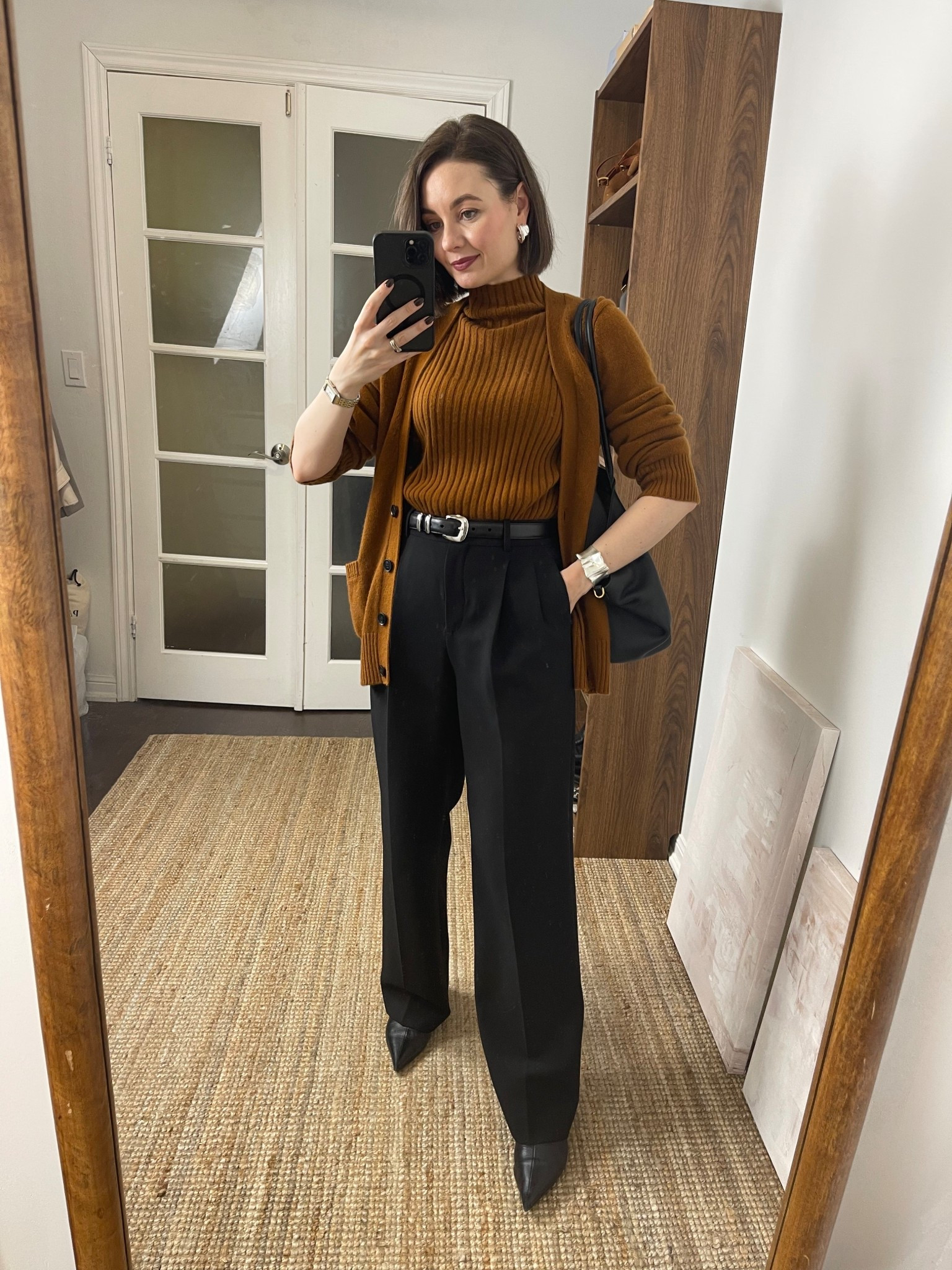 Love a relaxed cardigan sweater set paired with tailored black trousers!

Cashmere tank (xs), cashmere cardigan (s, use Sansha10), black trousers (0)

#LTKootd #LTKWorkwear #LTKSeasonal