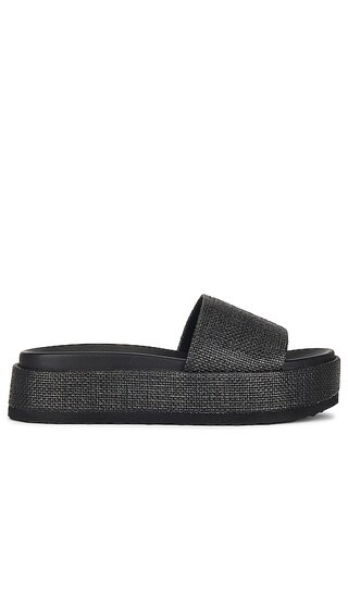 Steve Madden Kasper Slide in Black. - size 9 (also in 10, 9.5) | Revolve Clothing (Global)