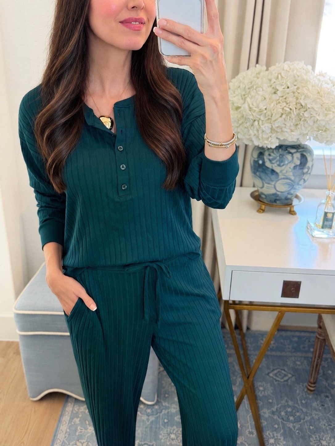 New lounge sets! Matching set, loungewear, fall ootd casual outfit mom outfit green pajamas

#LTKdayinmylife #LTKgrwm #LTKootd
