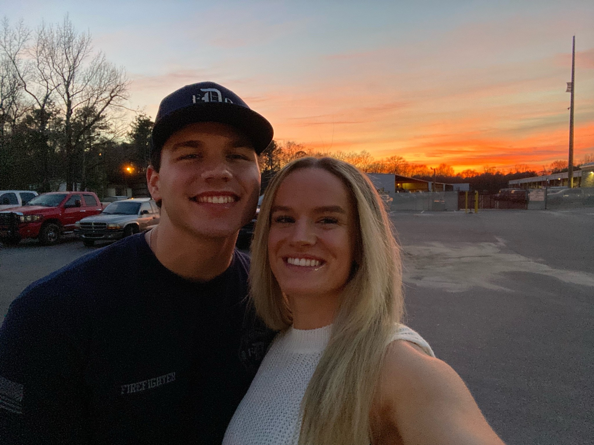 Throwback to when Stephen was a Firefighter and we got to see the most beautiful sunsets together! The only thing that would make this view is binoculars to see the sunset better😍🔗