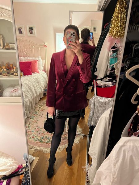 New Year’s Eve, new years, holiday party, Christmas party, velvet blazer, pink velvet, sequin skirt, sequin mini skirt, black tights, black velvet bag, black platform heels, black heels, black tights, double breasted blazer

#LTKHoliday #LTKSeasonal #LTKstyletip