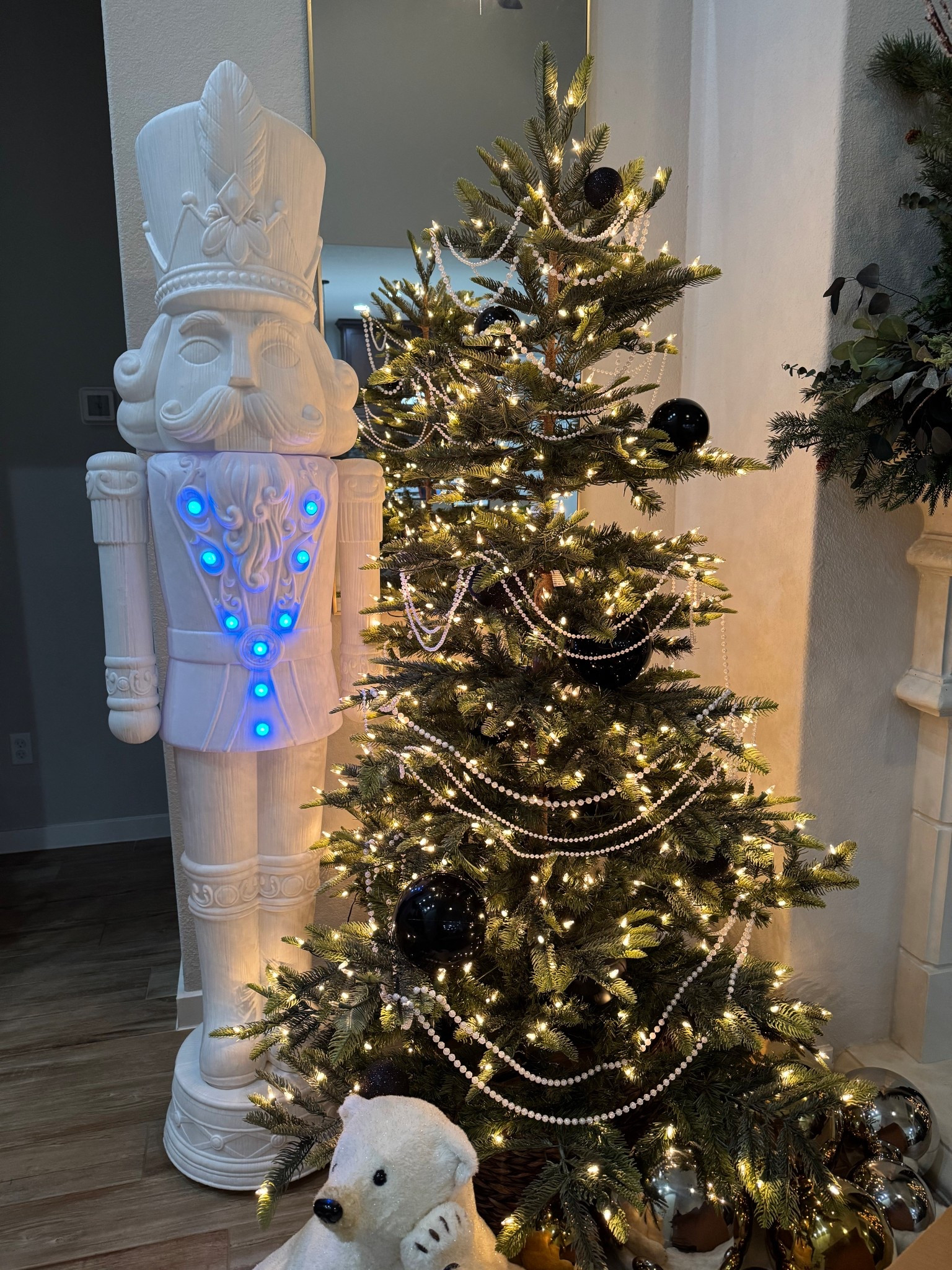 DIY Nutcracker and it’s in stock I seriously can’t believe these are available and that they’re under $200!

Christmas decor, Christmas, Nutcracker, life-size, nutcracker, Christmas, decor, sale, modern Christmas decor, Christmas, must-have, outdoor Christmas decor, indoor holiday decor, indoor Christmas decor, Christmas home, seasonal home

#LTKHome #LTKHoliday #LTKSeasonal