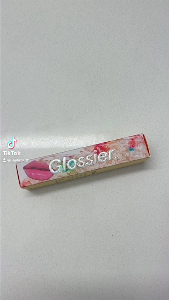Glossier, balm dotcom, lip balm, lipgloss, makeup, makeup must haves, summer looks, makeup inspo, birthday balm dotcom, lip products