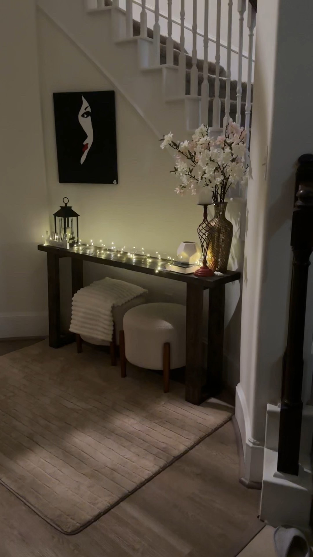 Console table uplifts the entry way 

#LTKHome #LTKvlog