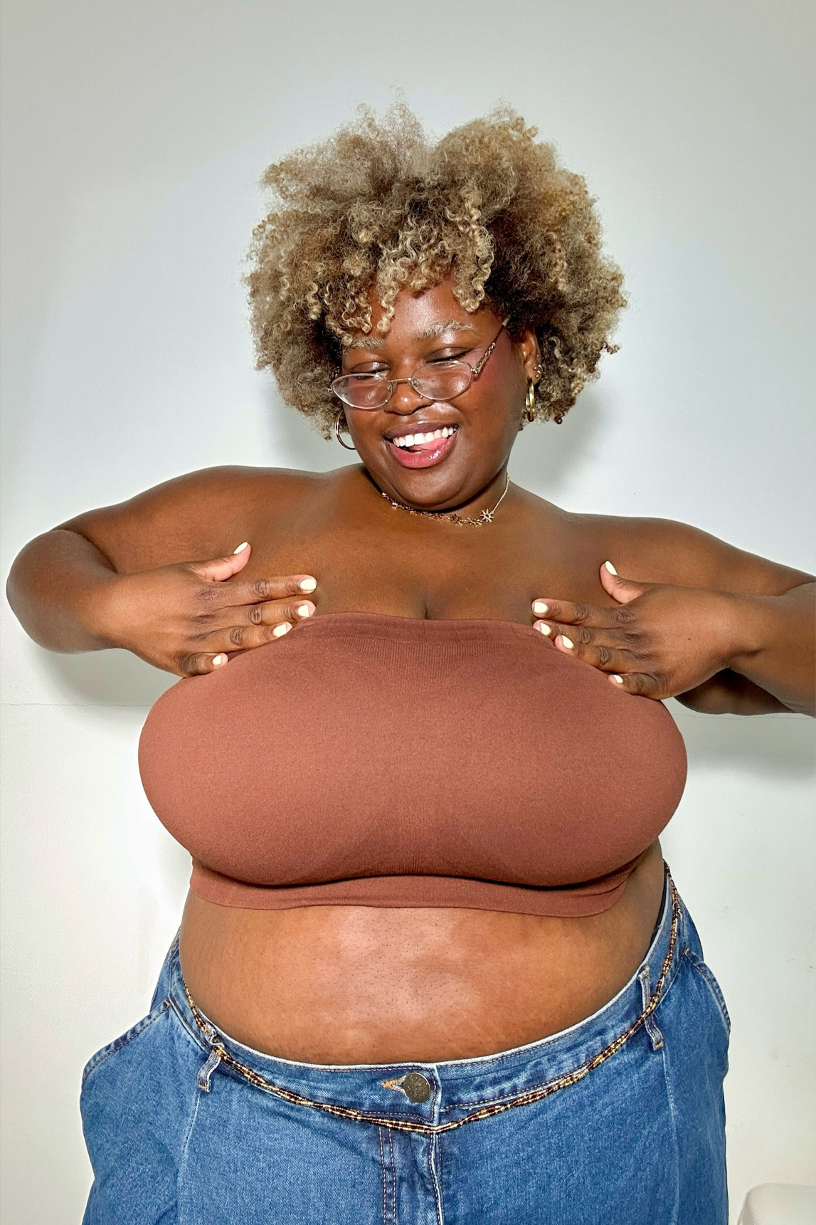 Strapless bandeau bra