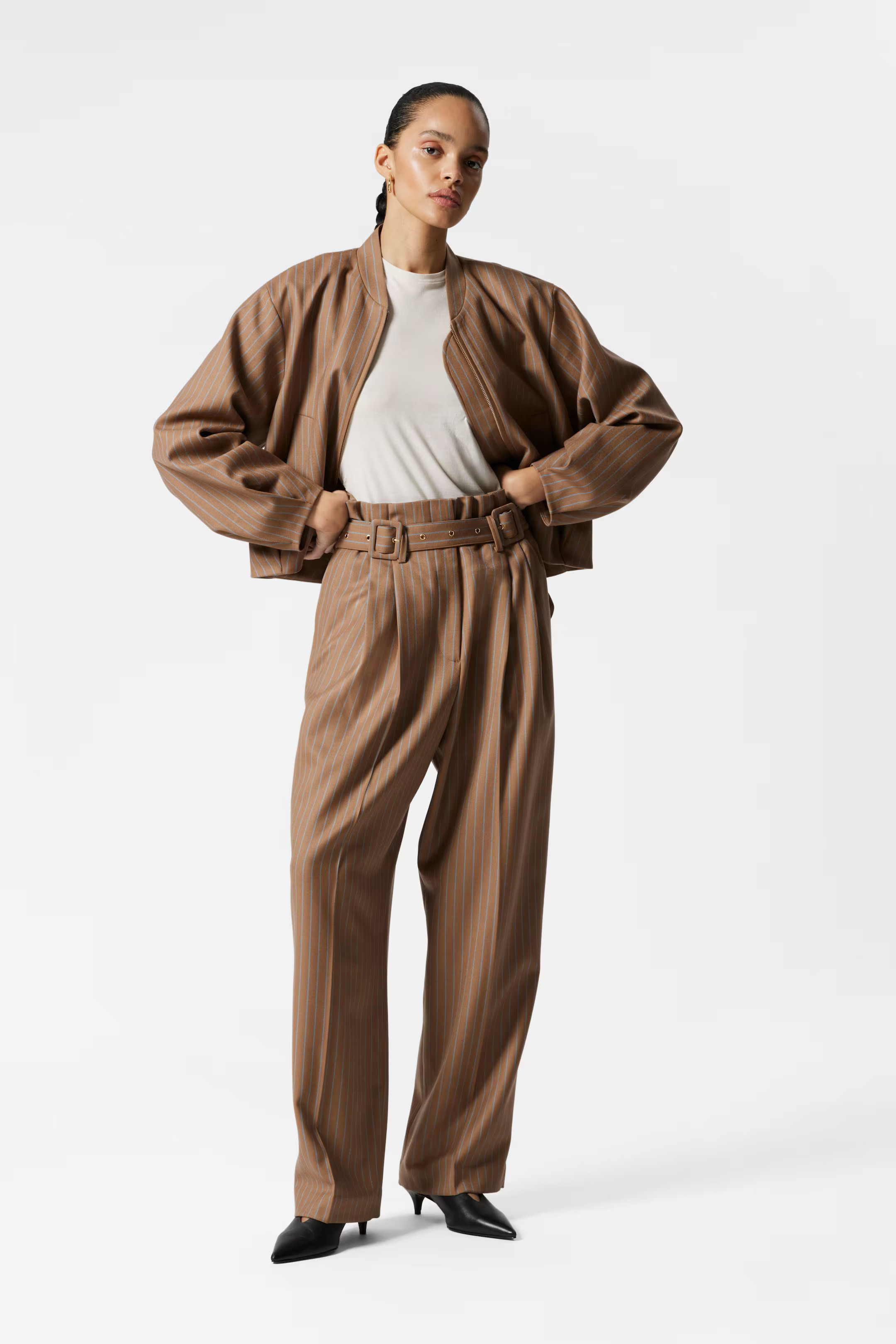 Kurze Wolljacke | H&M (DE, AT, CH, NL, FI)