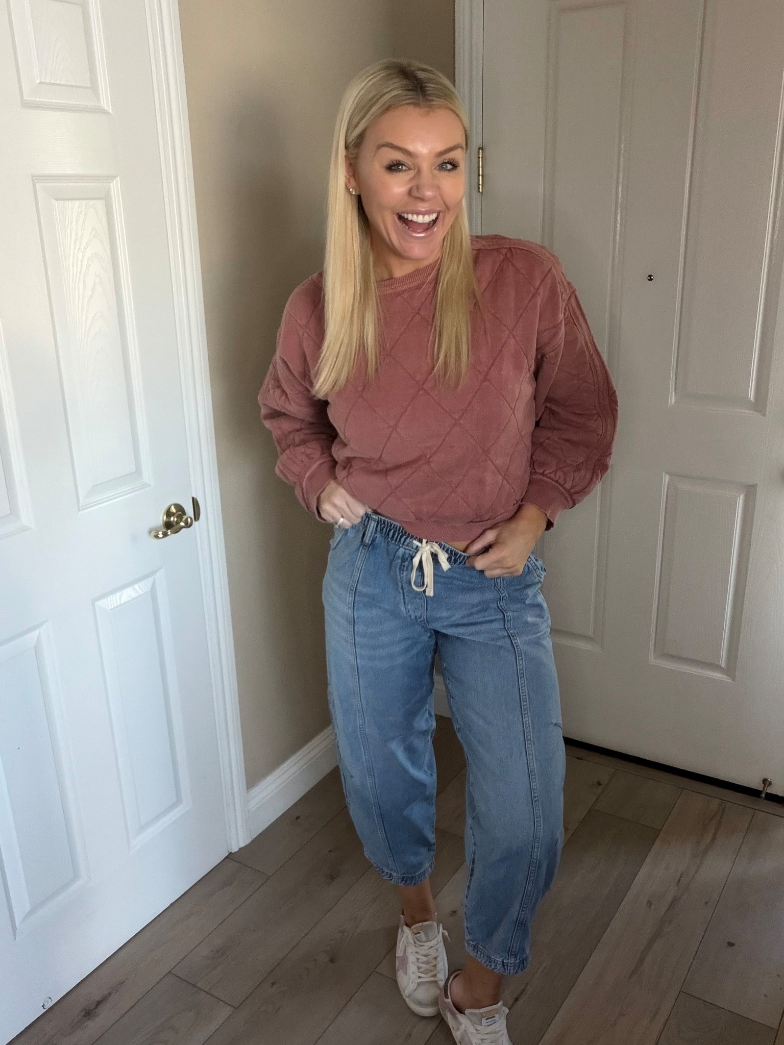 Walmart barrel jeans viral with free people sweatshirt 

#LTKootd #LTKMidsize #LTKmomlife