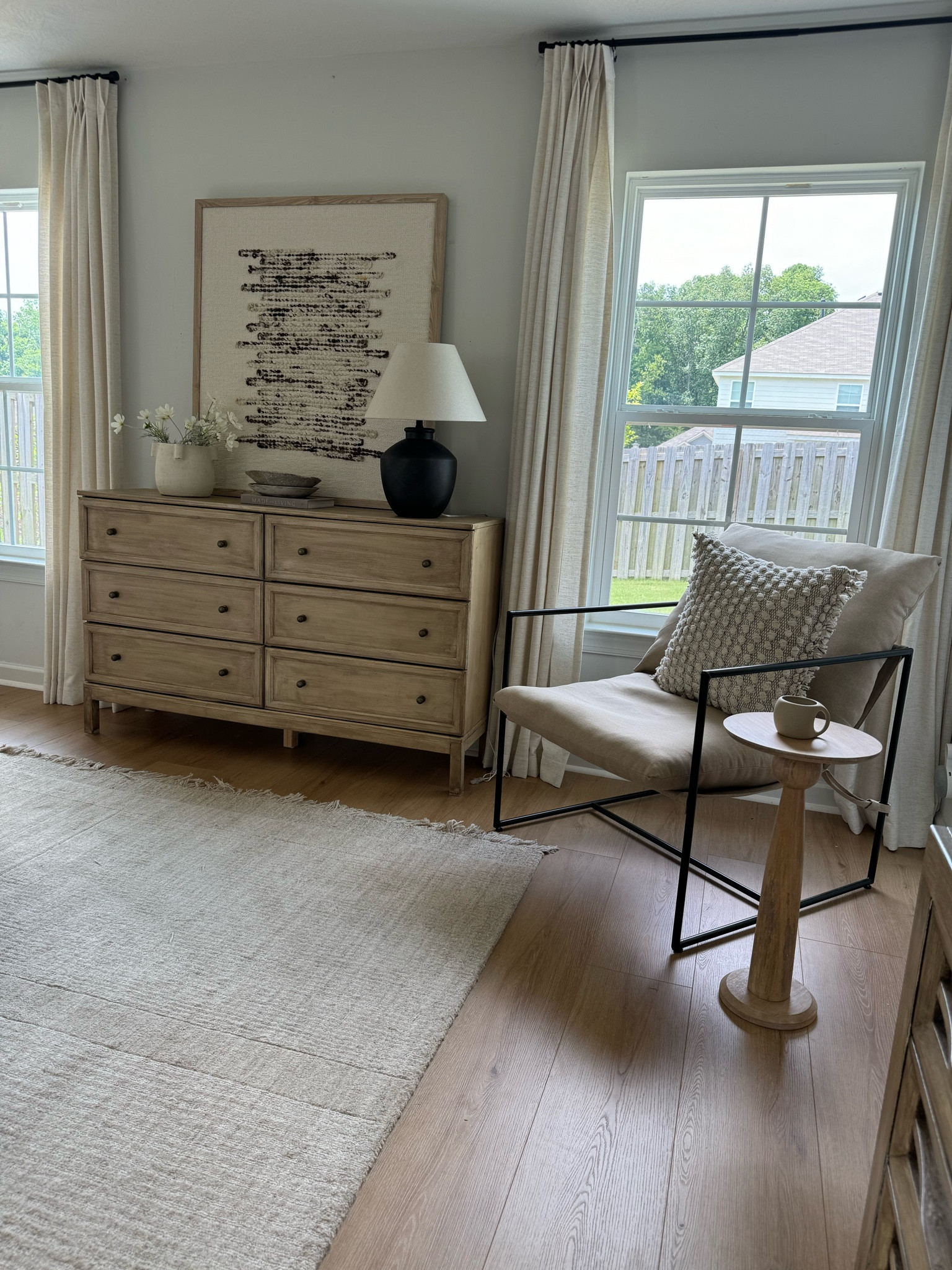 Organic modern bedroom corner moment 🤎🌿

My wall art is currently ON SALE & so are my accent chairs. 


Accent chair
Sling back accent chair
Woven at
Abstract art
IKEA tarva dresser
Linen curtains
Custom curtains
Walmart lamp
Kid friendly rug
Pet friendly rug
Side table
Organic modern bedroom
Master bedroom inspiration
Dresser is the ikea tarva dresser that was a DIY

#LTKHome