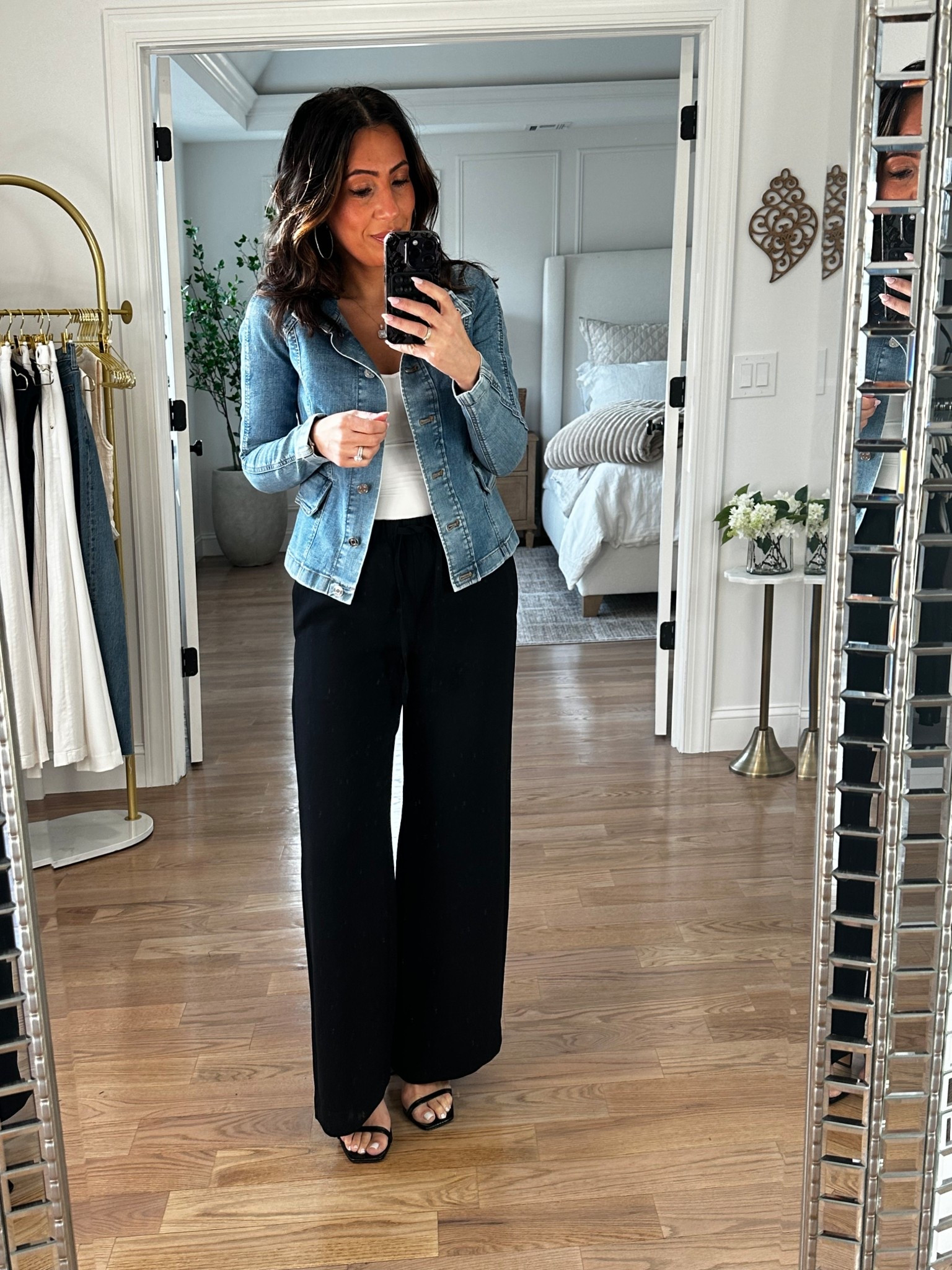 Jacket Xxs
Pants xs 

#LTKWorkwear #LTKTravel