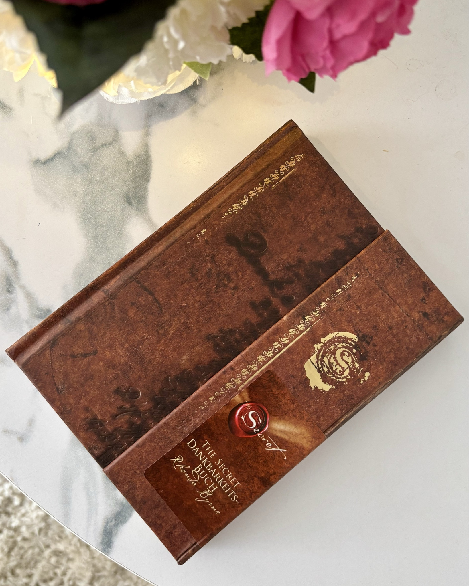 Wenn ihr mehr Zauber in eurem Leben möchtet, dann kann ich euch alle Bücher von The Secret empfehlen! Für mich waren und sind sie eine absolute Bereicherung 🦋🧚🏼‍♂️ Die Bücher eignen sich auch perfekt als Geschenk 

#LTKdeutschland #LTKgiftguide #LTKxAmazon