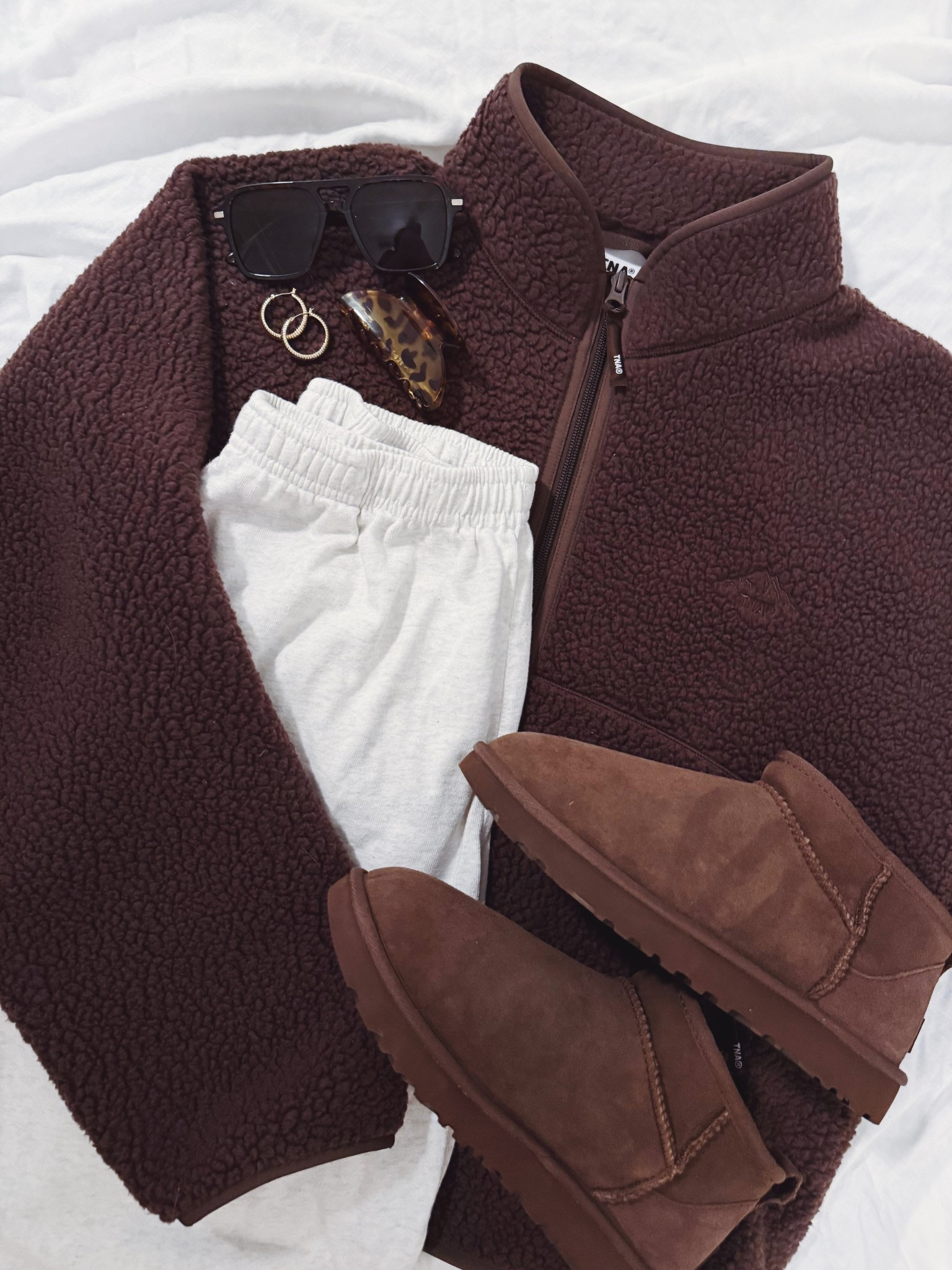 i believe the uggs in this color way is out of stock - but it’s in the shade burnt cedar !!!! 

#LTKU #LTKSeasonal #LTKShoeCrush