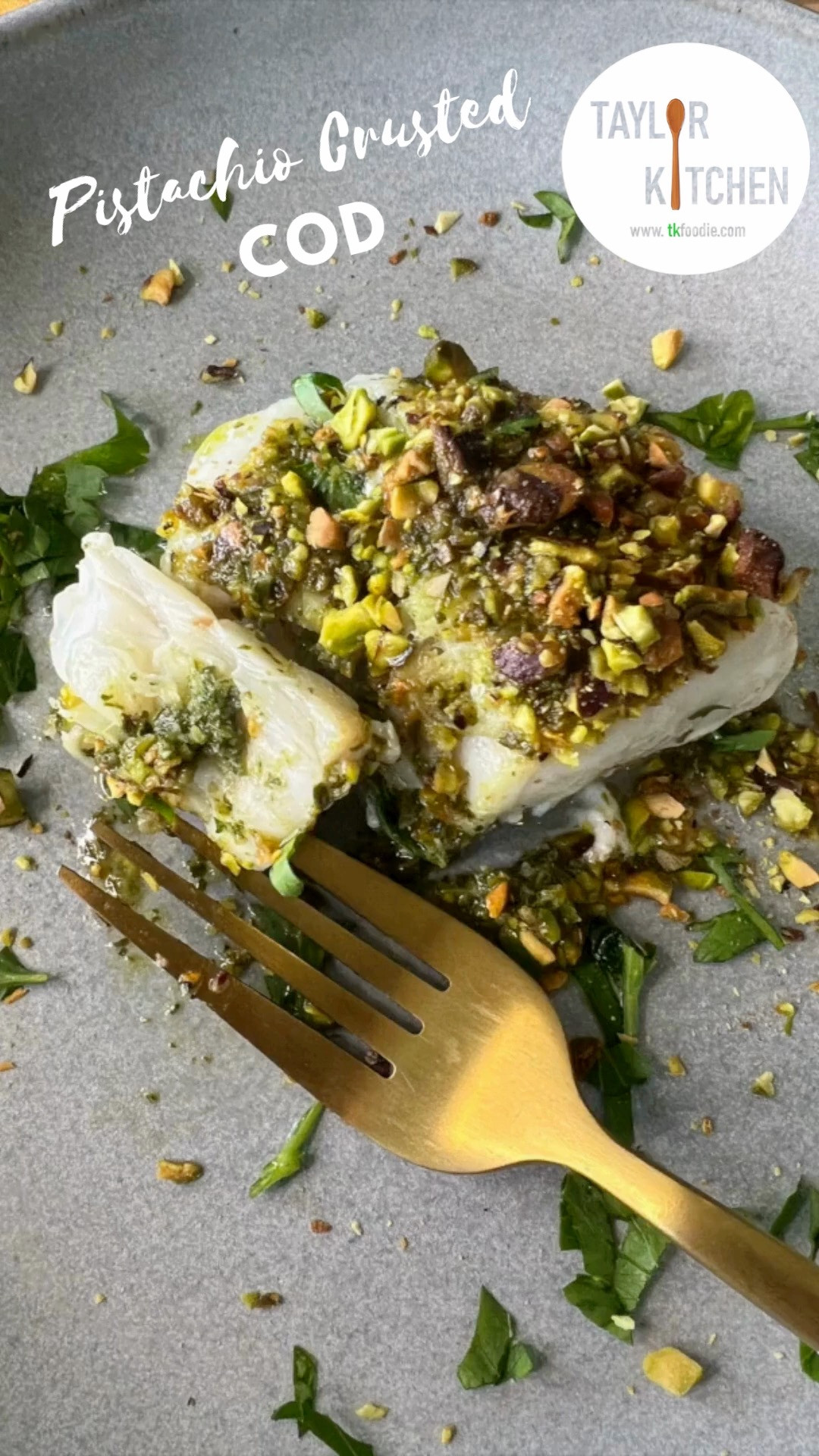 What for #dinner?  How about a dinner party worthy Pistachio Crusted Cod (or any firm white fish of your choice)?💕

Simply dollop a spoonful of pesto over each piece of cod, then sprinkle with crushed pistachio & air fry to tender, flaky perfection.  It's that easy.

Check out all the things to get you started here on my LTK🥰 

 #LTKfoodie #LTKHome