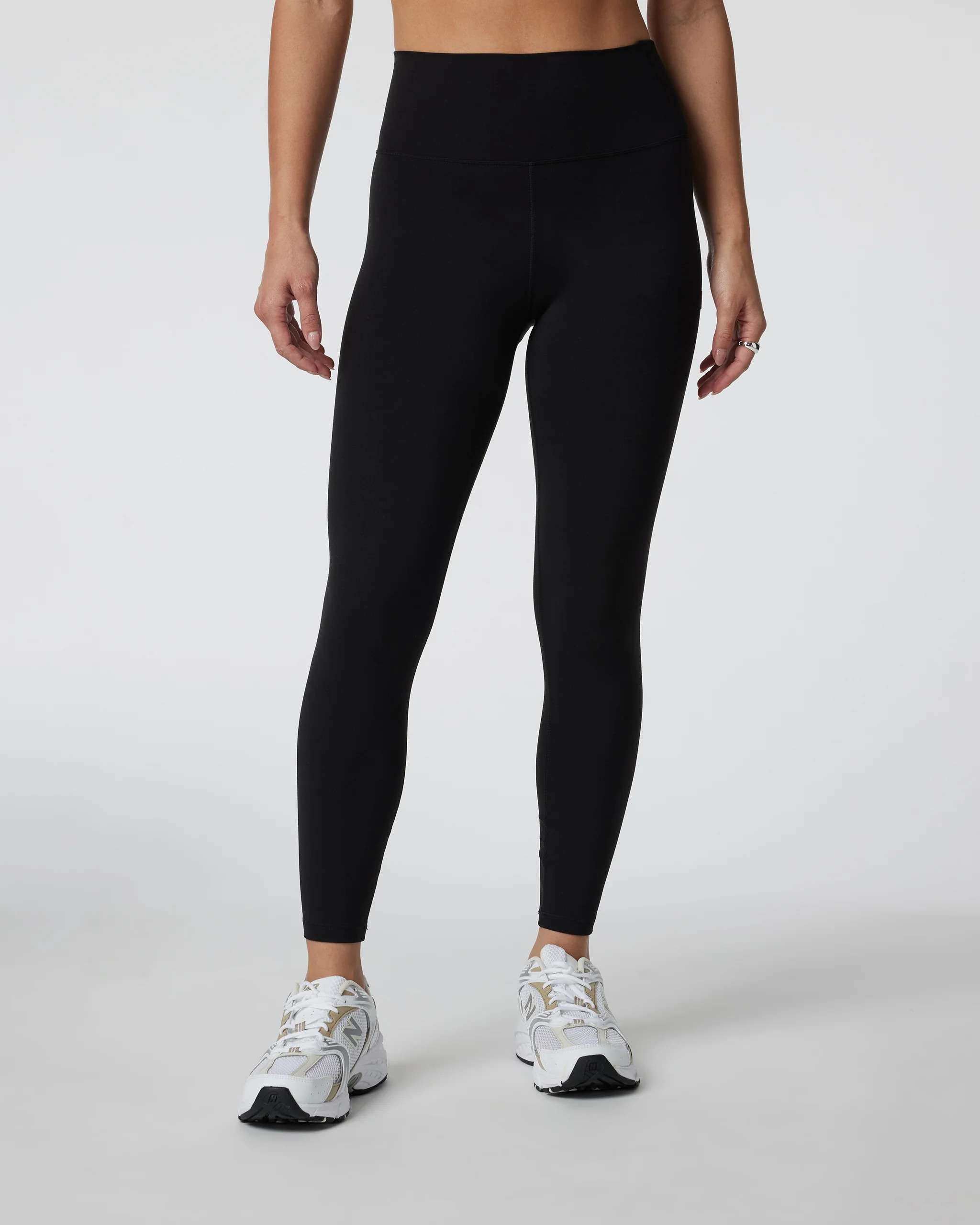 Vuori AllTheFeels™ Legging - Short | Black | Vuori | Vuori Clothing (US & Canada)