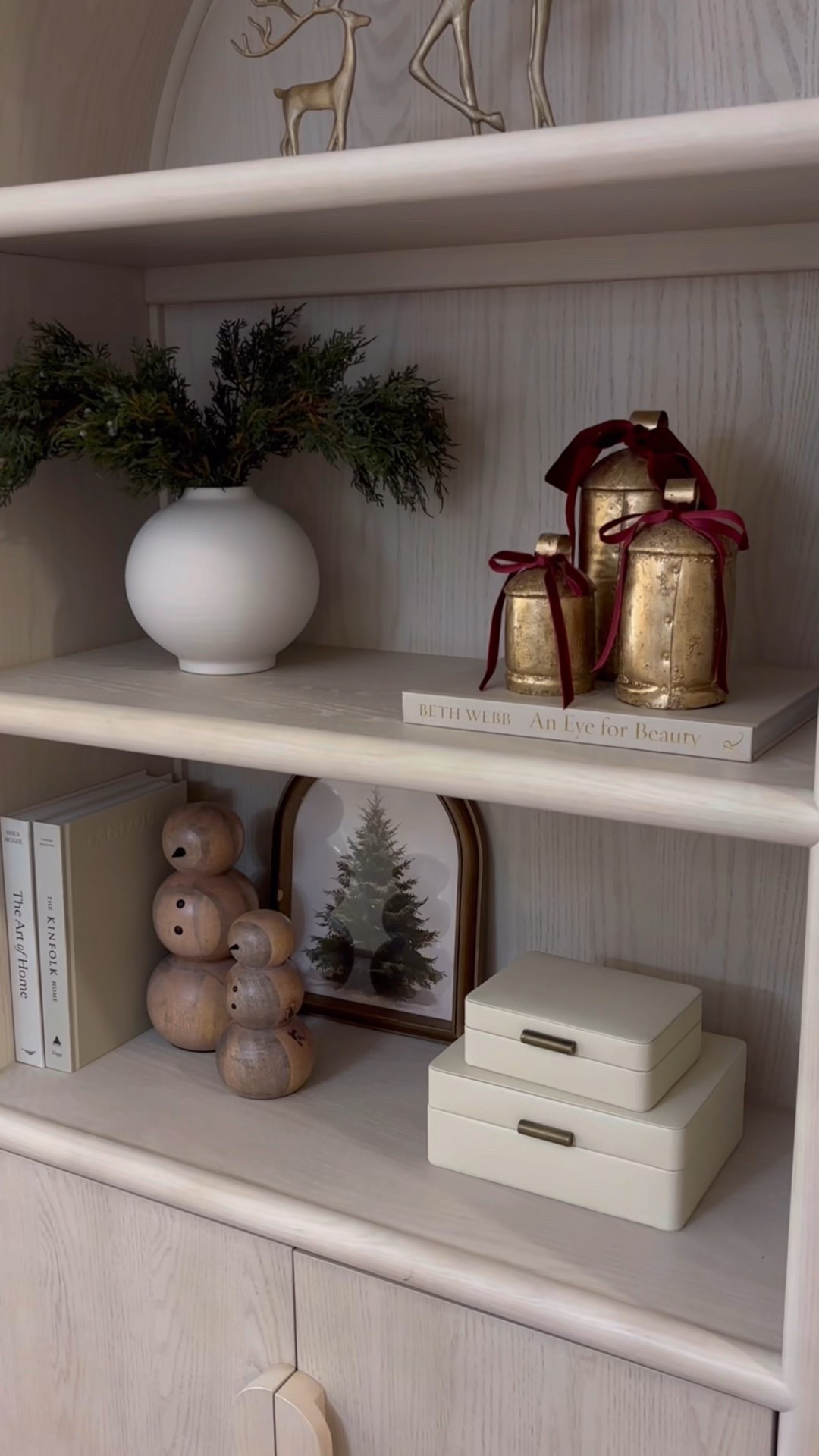 Amazon gold holiday bells ❤️

#LTKSeasonal #LTKHome #LTKFindsUnder50

#LTKHome #LTKHoliday