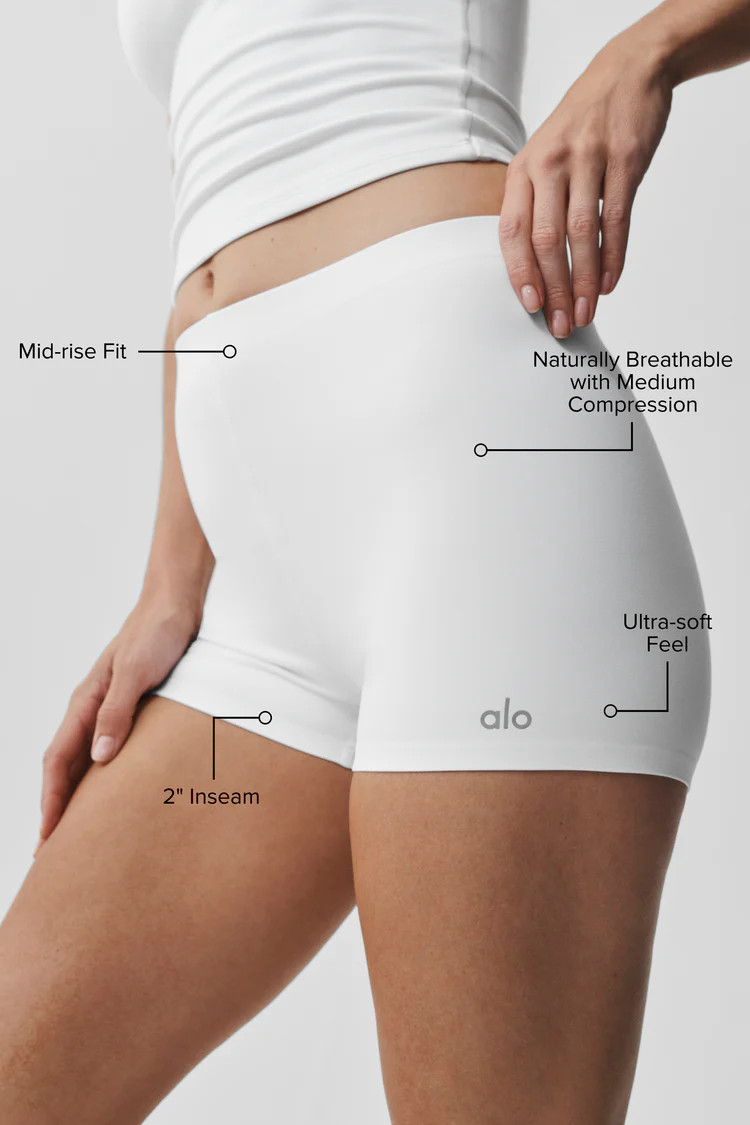 2" ALO Softsculpt Mid-Rise Short | Alo Yoga