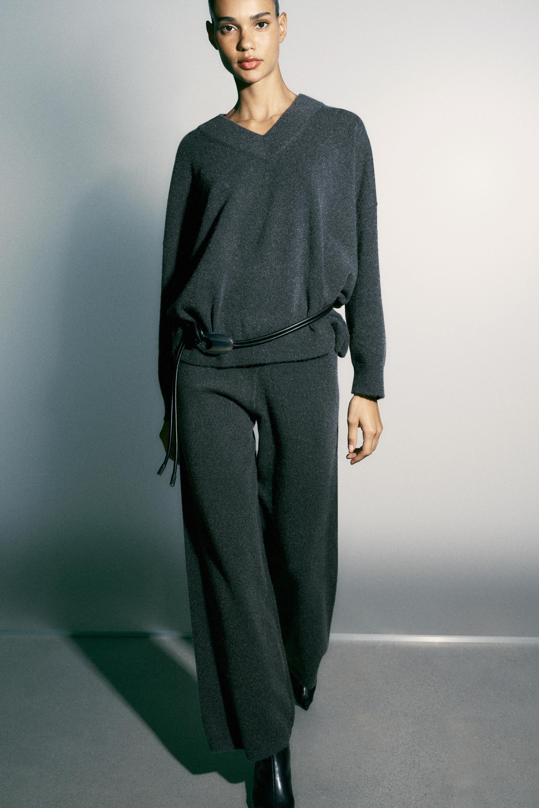 OVERSIZED KNIT SWEATER | Zara US