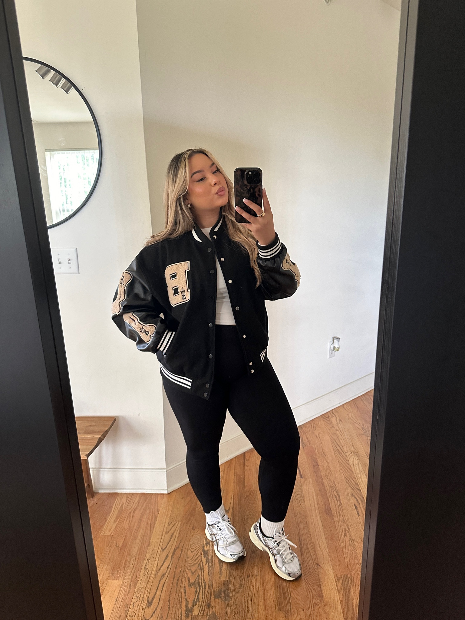 Casual Fall Outfit👟🖤

Men’s Varsity Jacket size L

#LTKStyleTip #LTKSeasonal #LTKMidsize