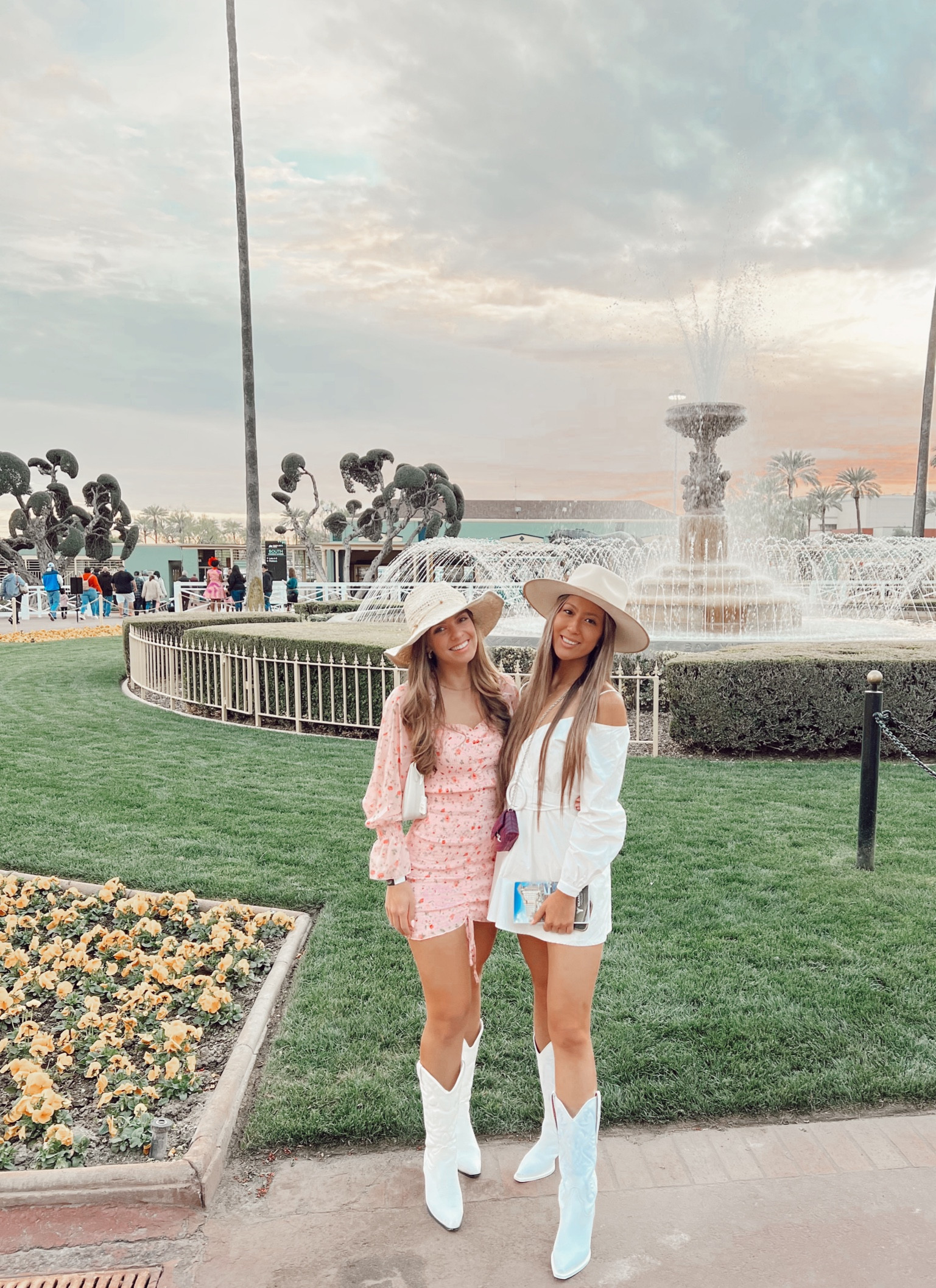 Off to the races 🐎

#LTKFind #LTKstyletip #LTKSeasonal