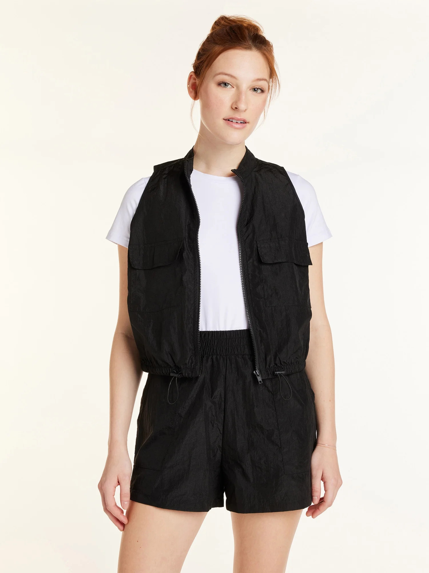 No Boundaries Juniors’ Mock Neck Parachute Top and Shorts Set, 2-Piece, Sizes XS-XXXL - Walmart... | Walmart (US)