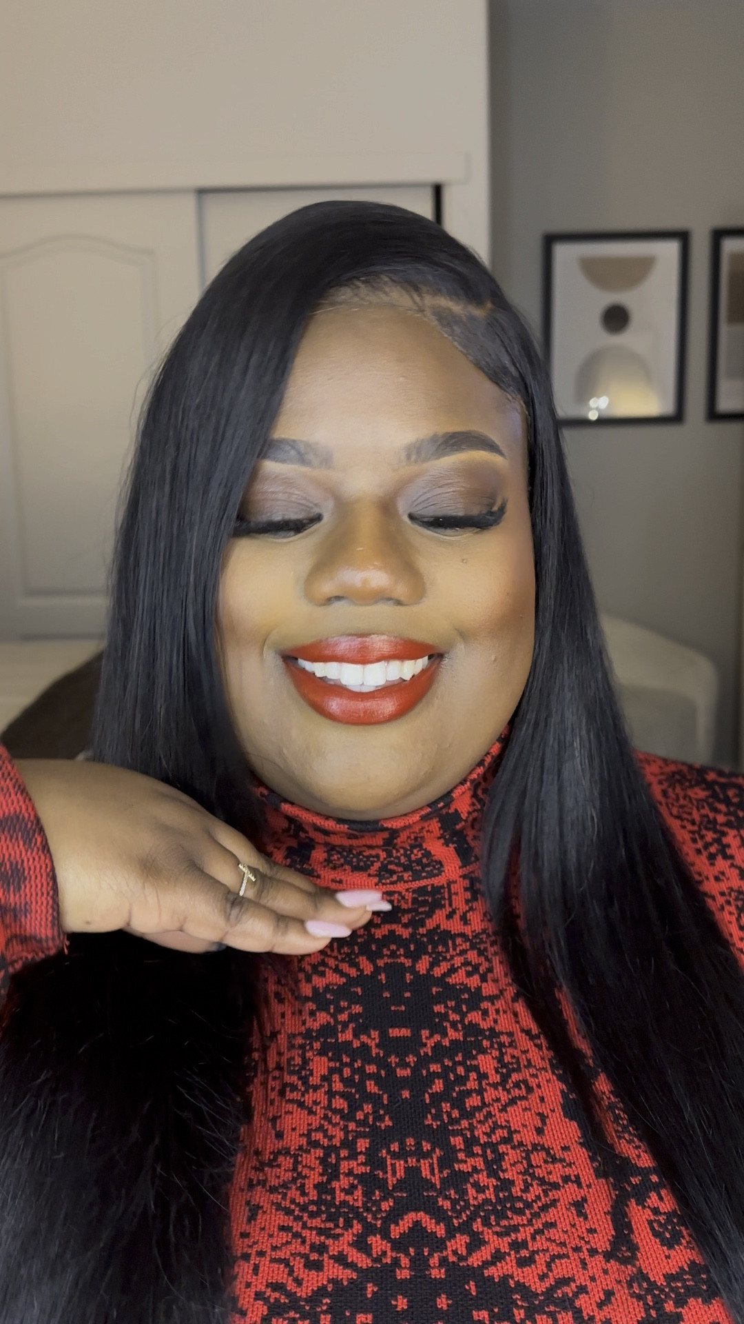 Valentine’s Day makeup look

#LTKbeauty