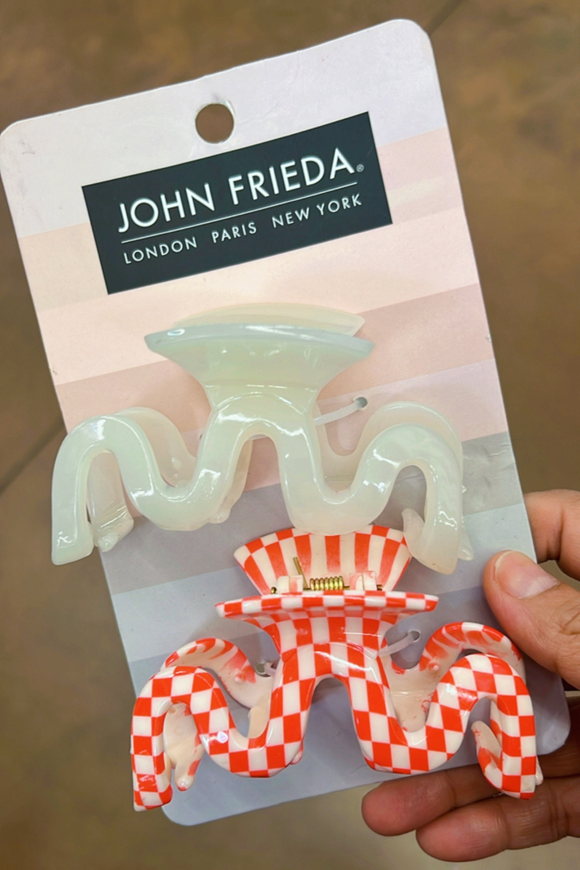 Cutest hair clips from Walmart 

#LTKBeauty #LTKFindsUnder50 #LTKActive