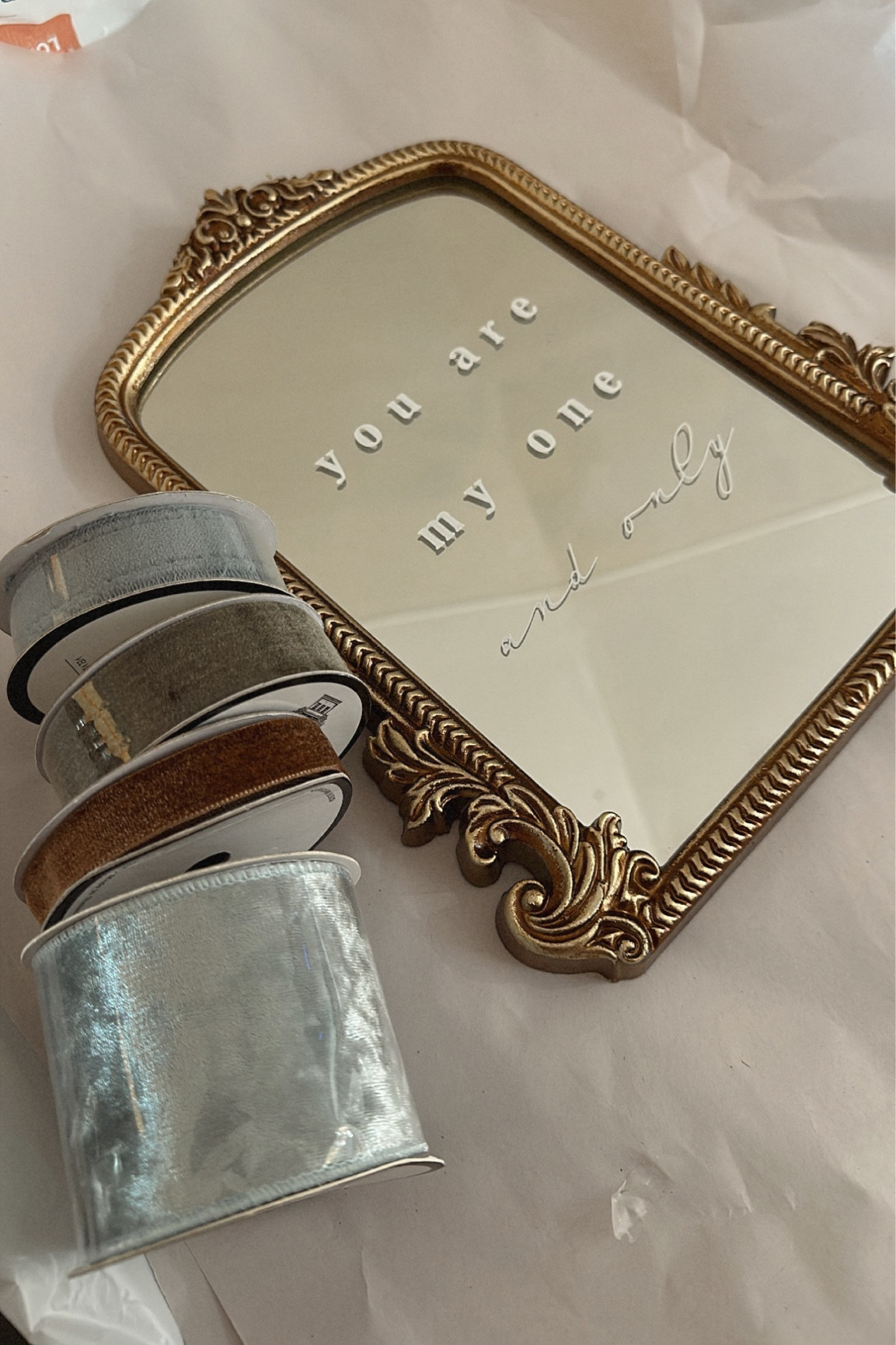 Mini anthropology mirror dupe 🪞🕯️


#LTKGiftGuide #LTKHoliday #LTKsalealert