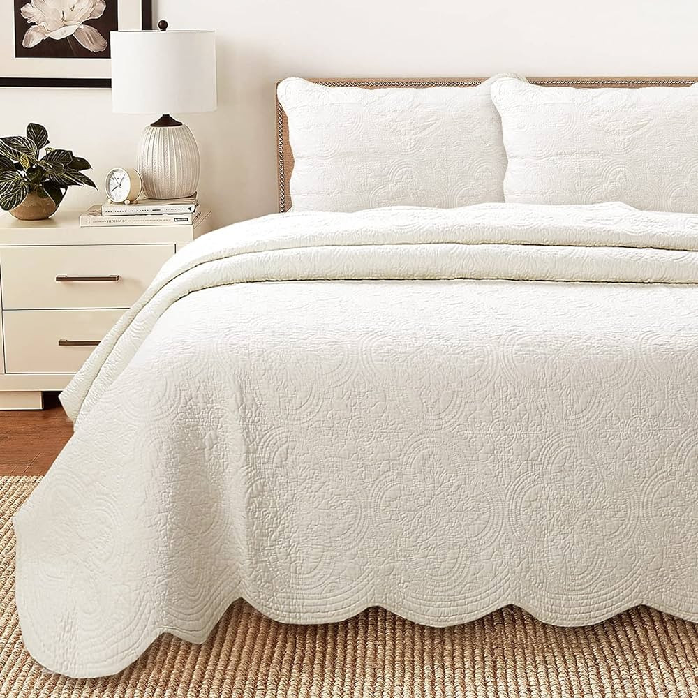 Cozy Line Home Fashions Victorian Medallion Solid Ivory Embossed 100% Cotton Bedding Quilt Set,Co... | Amazon (US)