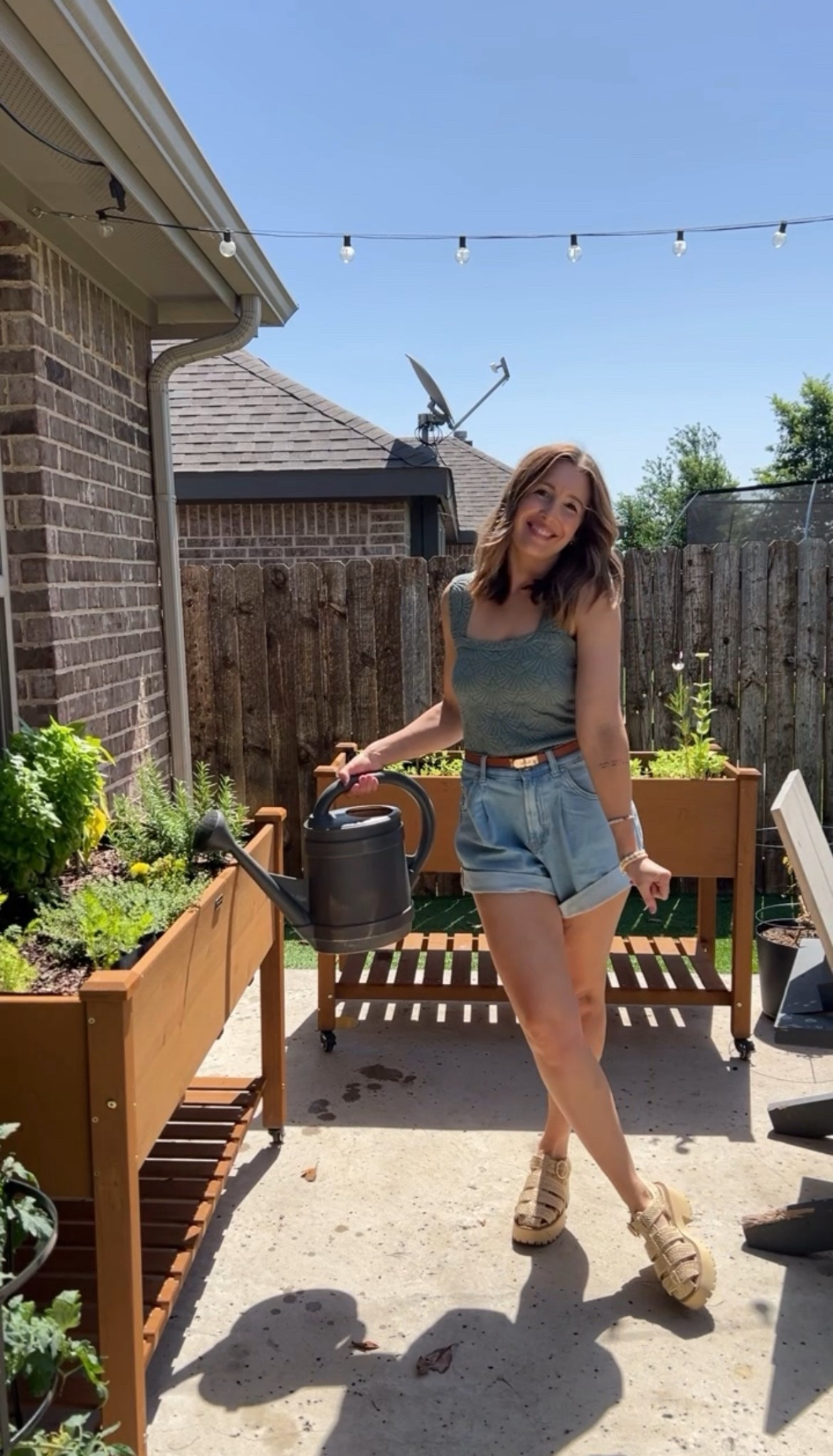 Literally just a mom that will only wear baggy denim shorts this summer. I also linked some similar ones from Amazon! If you get the FP ones, size down! I’m wearing an XS   

Free People | Amazon | Target | Fisherman Sandals | Mom outfits