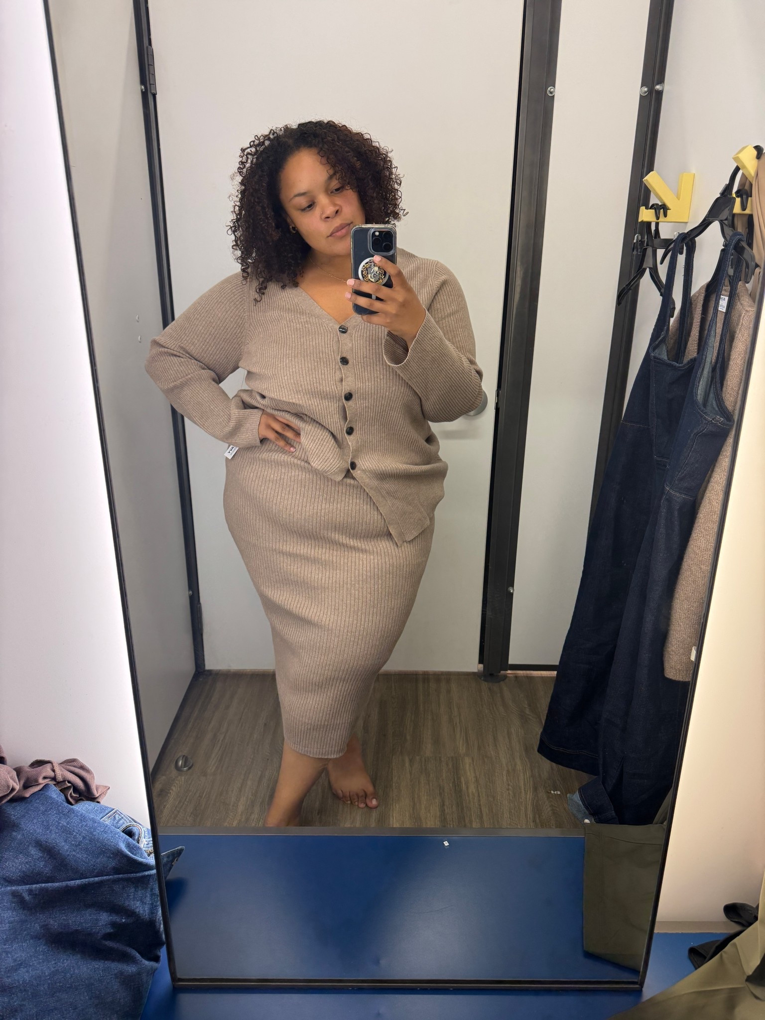 Comfortable matching set for any occasion! Work, outings and activities!

Super stretchy material. Very comfortable and can wear all day set! 

#plussize #curvy #xxl #matchingset #workwear #falloutfits 

#LTKFindsUnder50 #LTKStyleTip #LTKPlusSize