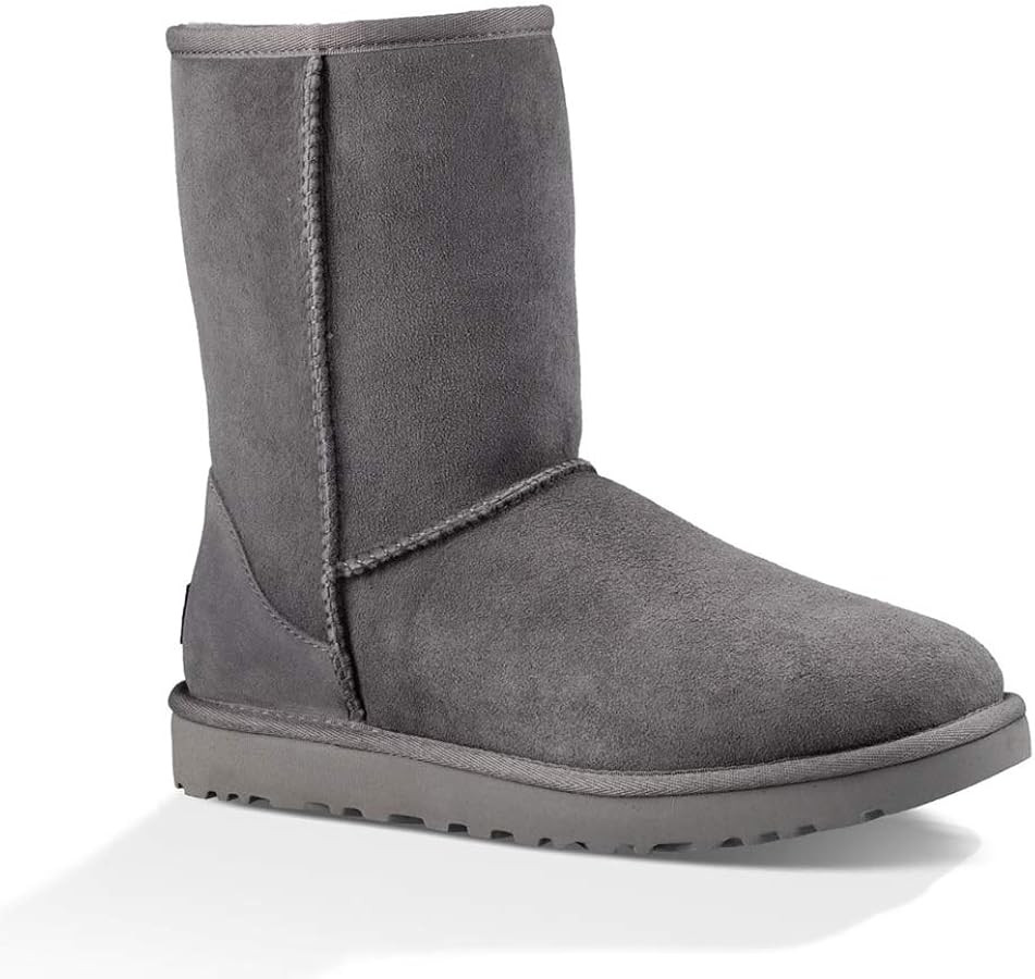 UGG Women's Classic Short II Boot | Amazon (US)