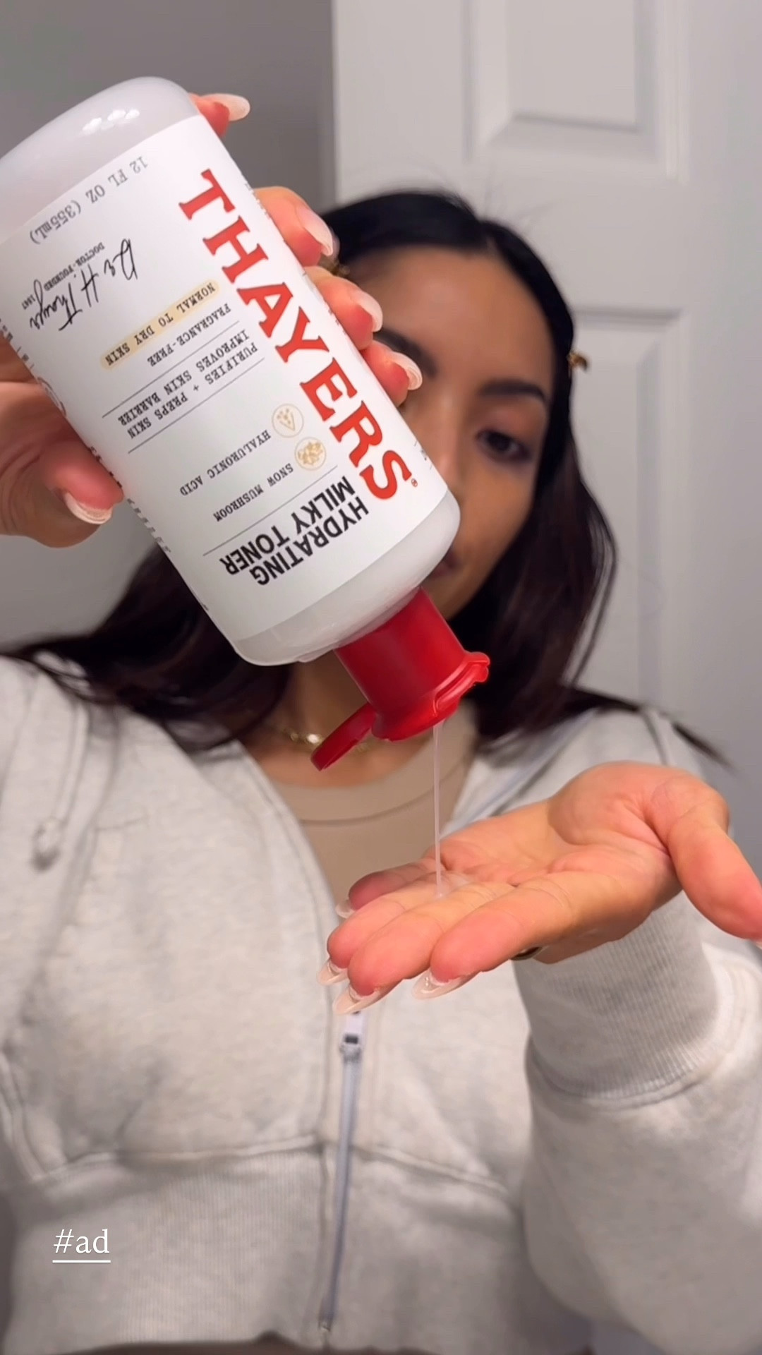 #Ad Am I the only one who dreads taking off my make up after a long night? 😅 ever since picking up these @thayers products from @target it’s made the whole process so easy, so I’m off to bed in no time with clean and hydrated skin!  #ThayersPartner #targetstyle #targetpartner #Target