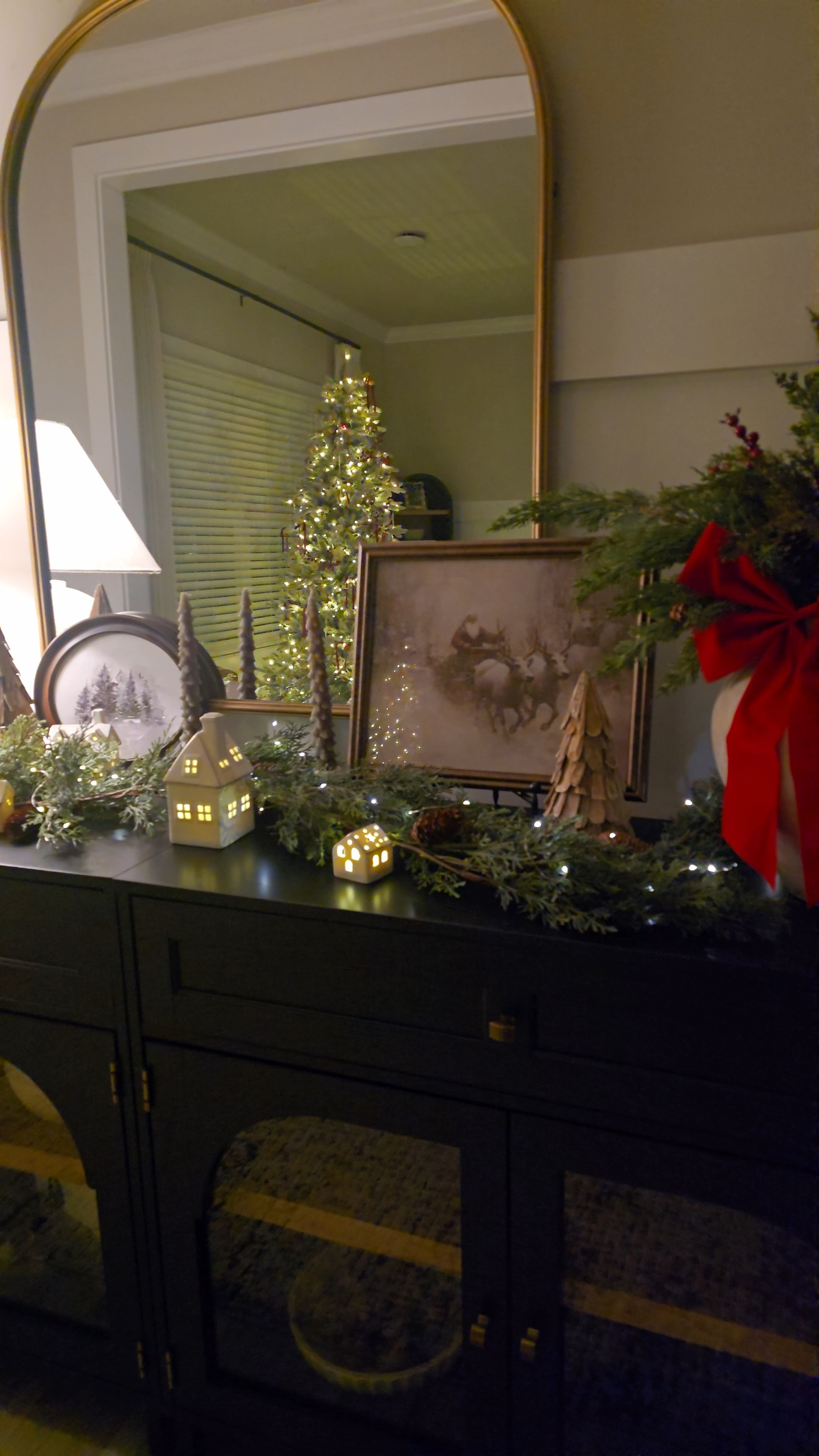 Entryway console Christmas styling. 

#LTKHoliday #LTKSeasonal #LTKHome