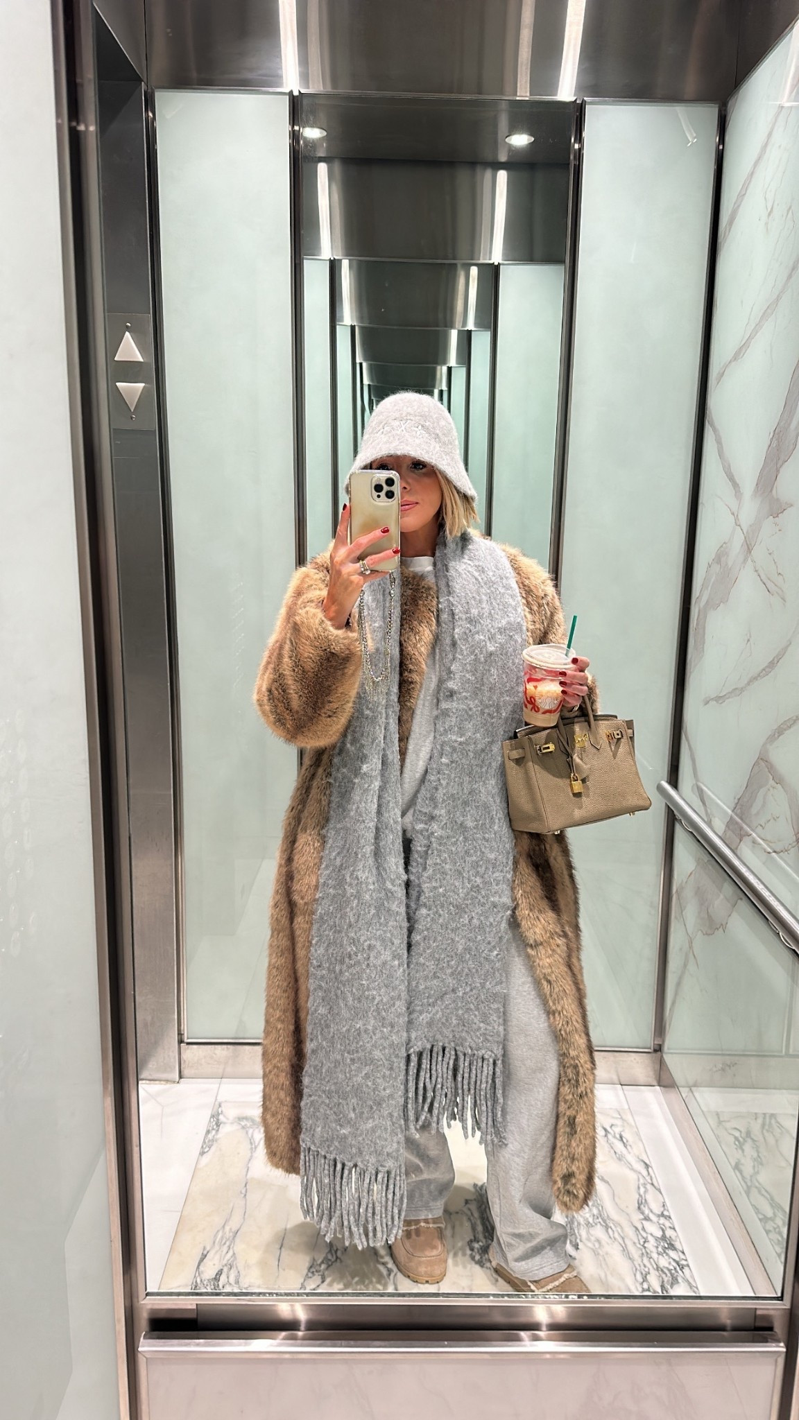 Walk around NYC look 🫶❤️