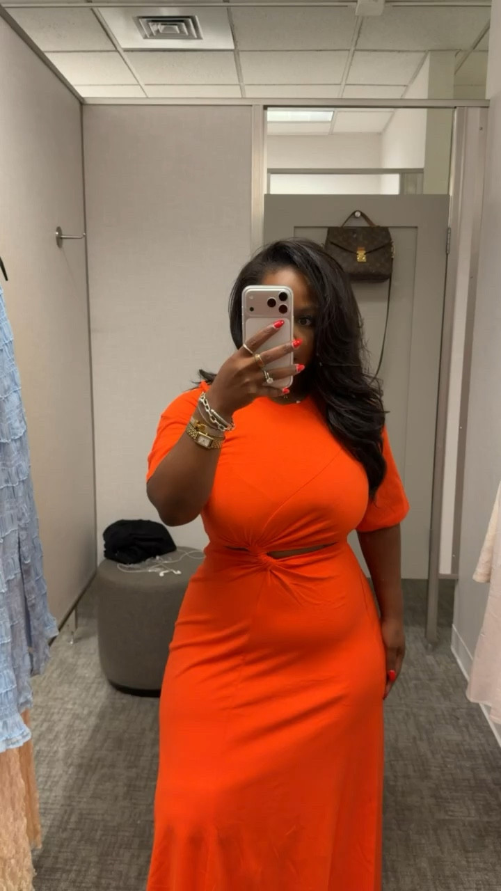 Now this is a vacation dress honey! The twist detail on the front is the perfect touch. I feel so good in this dress 🍊✨

Dress: Size S 

Linking the rest of my Nordstrom try-on below!

#LTKMidsize #LTKTravel #LTKSeasonal
