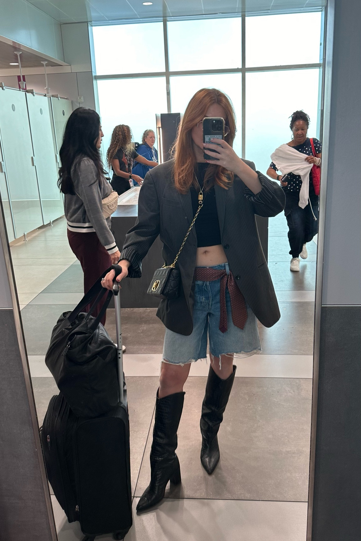 Airport easy but chic outfit

#LTKStyleTip #LTKFindsUnder100 #LTKSeasonal