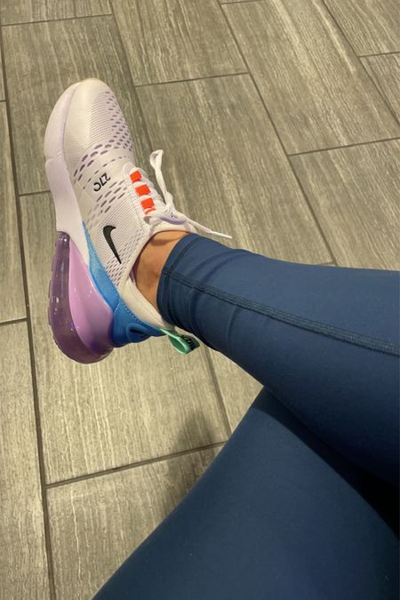 #nike #airmax #sneakers #leggings #workoutoutfit #abercrombie #springoutfit

#LTKshoecrush #LTKfit #LTKSale