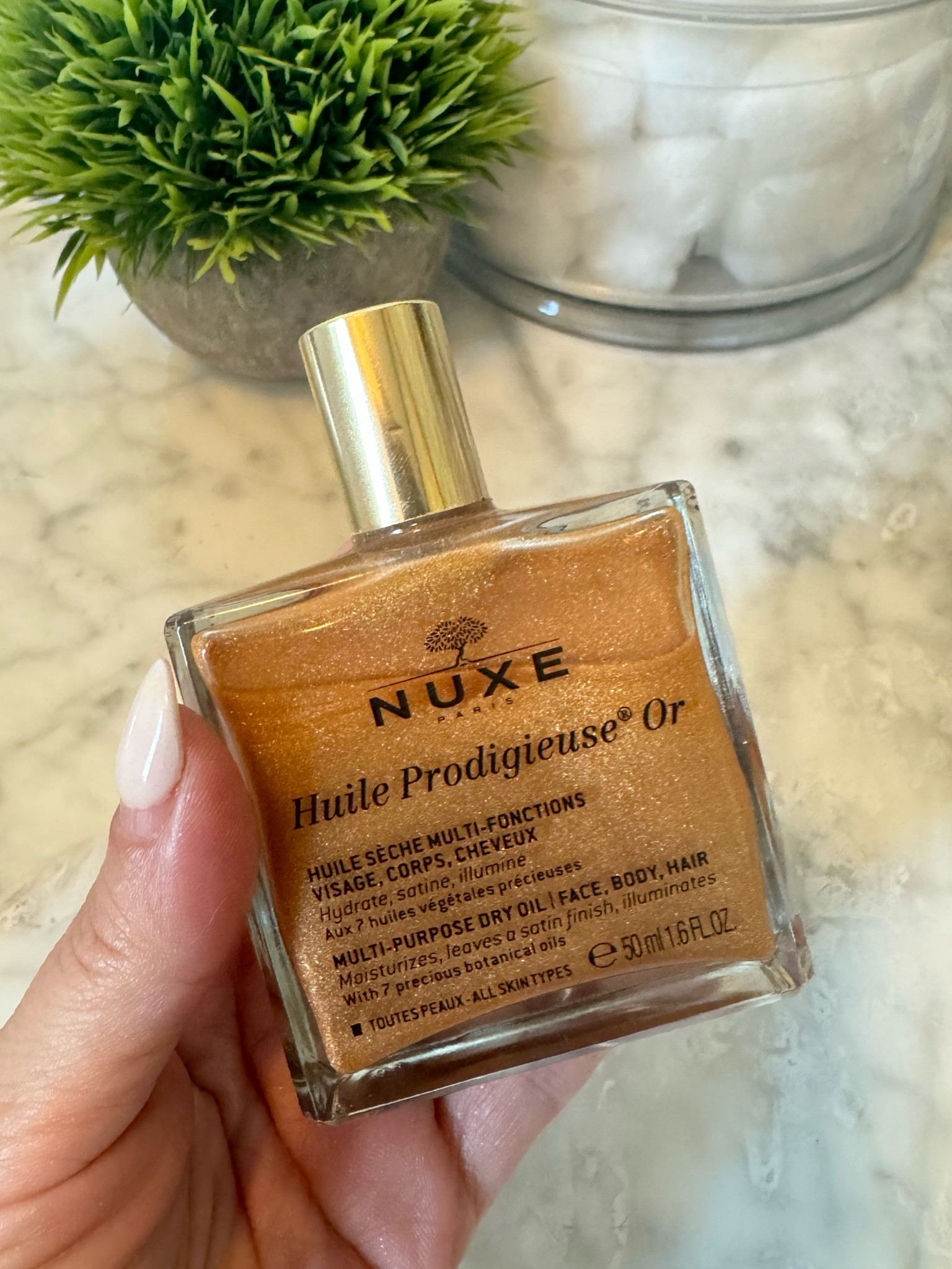 Summer glow
Body oil
Dry oil

French pharmacy 

#LTKSeasonal #LTKBeauty #LTKFindsUnder50