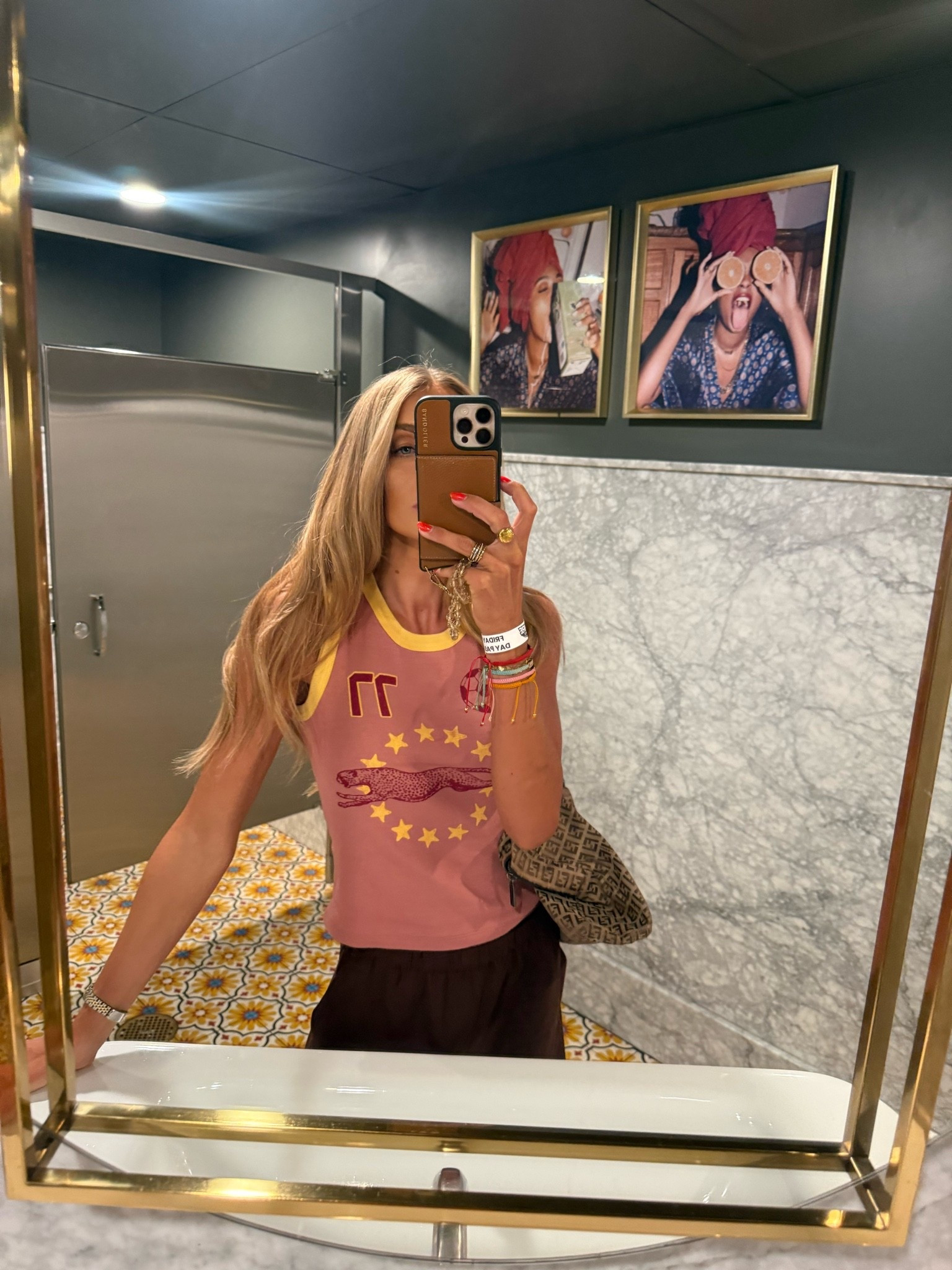 This graphic tee tho
