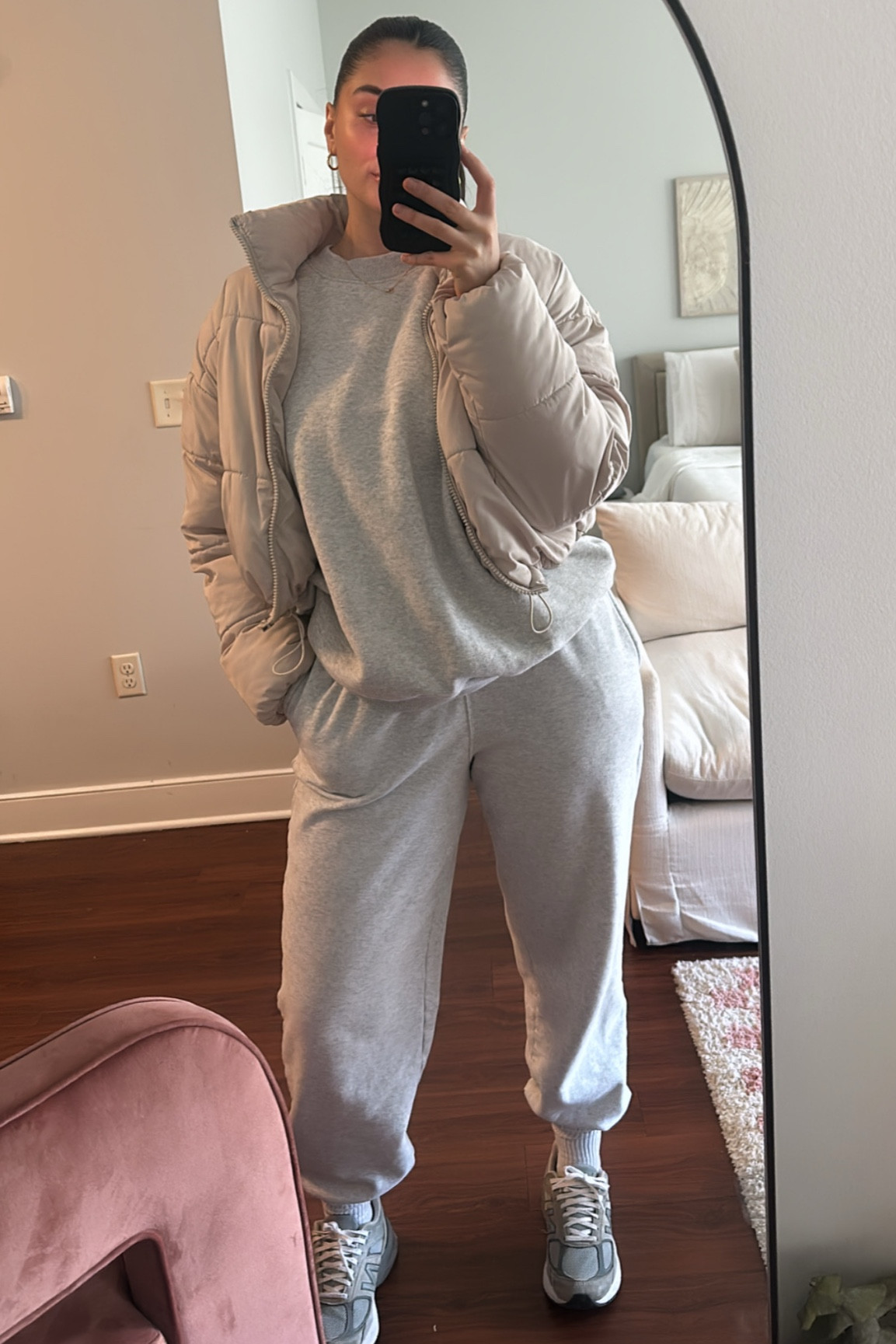 Oversized jogger set from Hollister - I usually size up to a M or L (Long) in joggers & XL or XXL in sweatshirts 


#LTKSaleAlert #LTKFindsUnder50